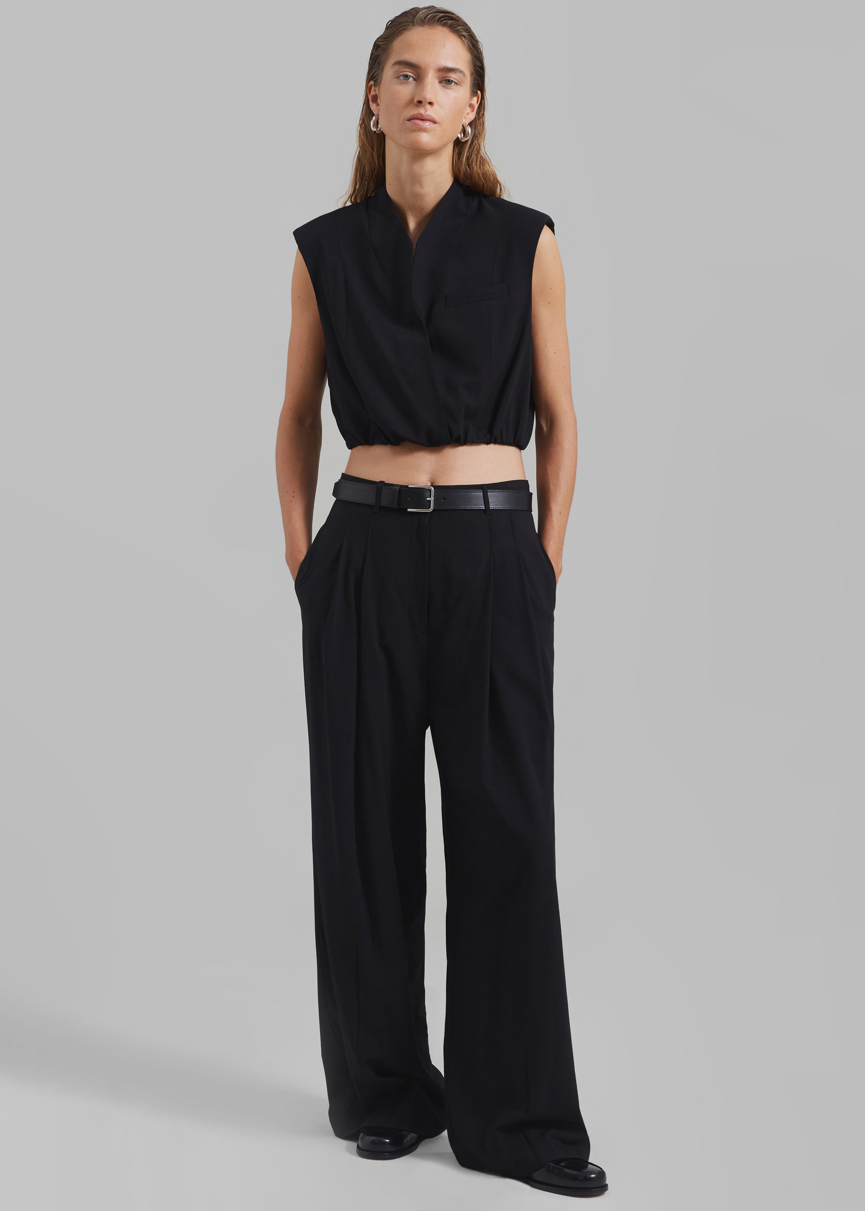 Lilly Pleated Trousers - Black – The Frankie Shop