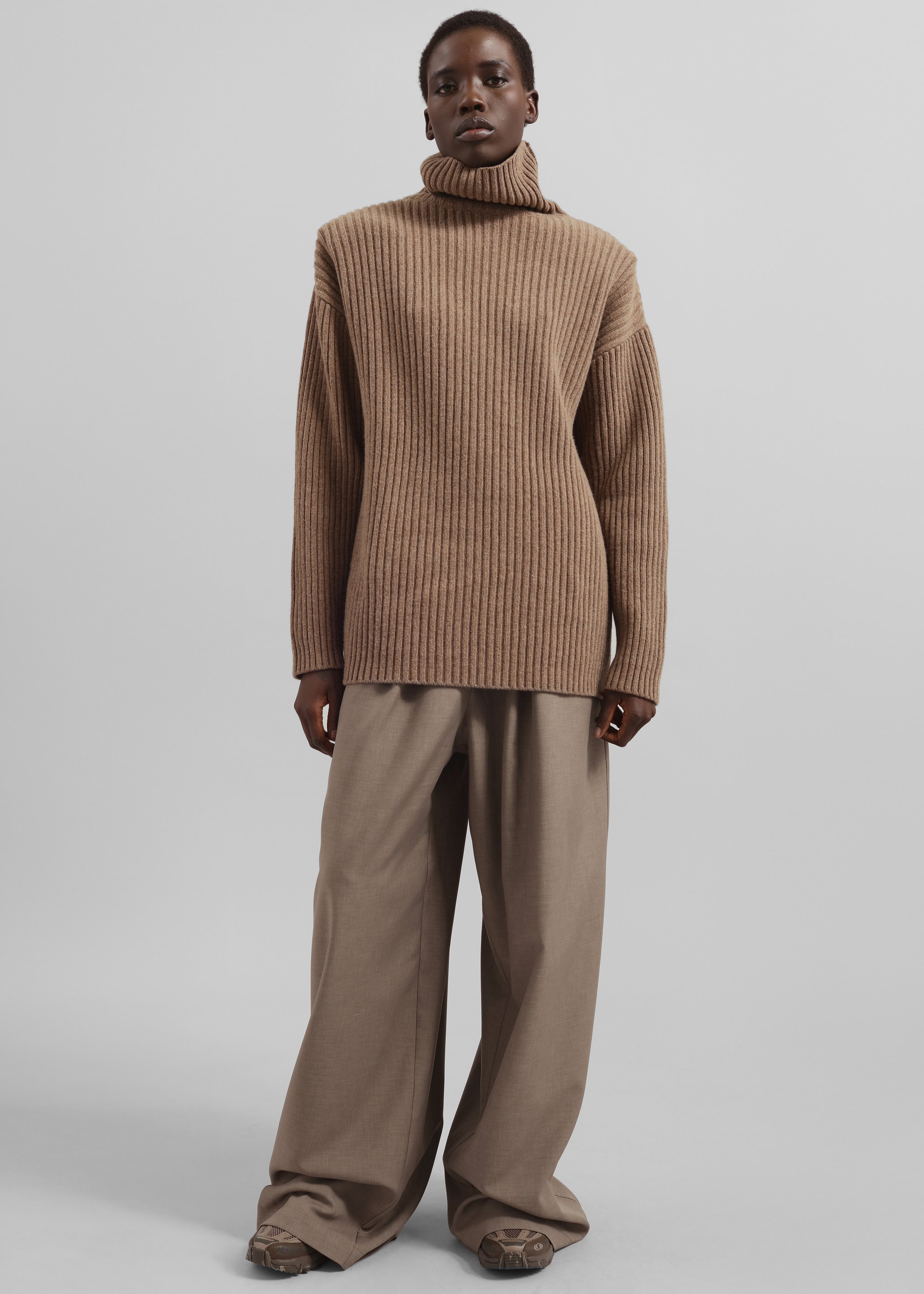 Lindall Turtleneck Sweater - Taupe – The Frankie Shop