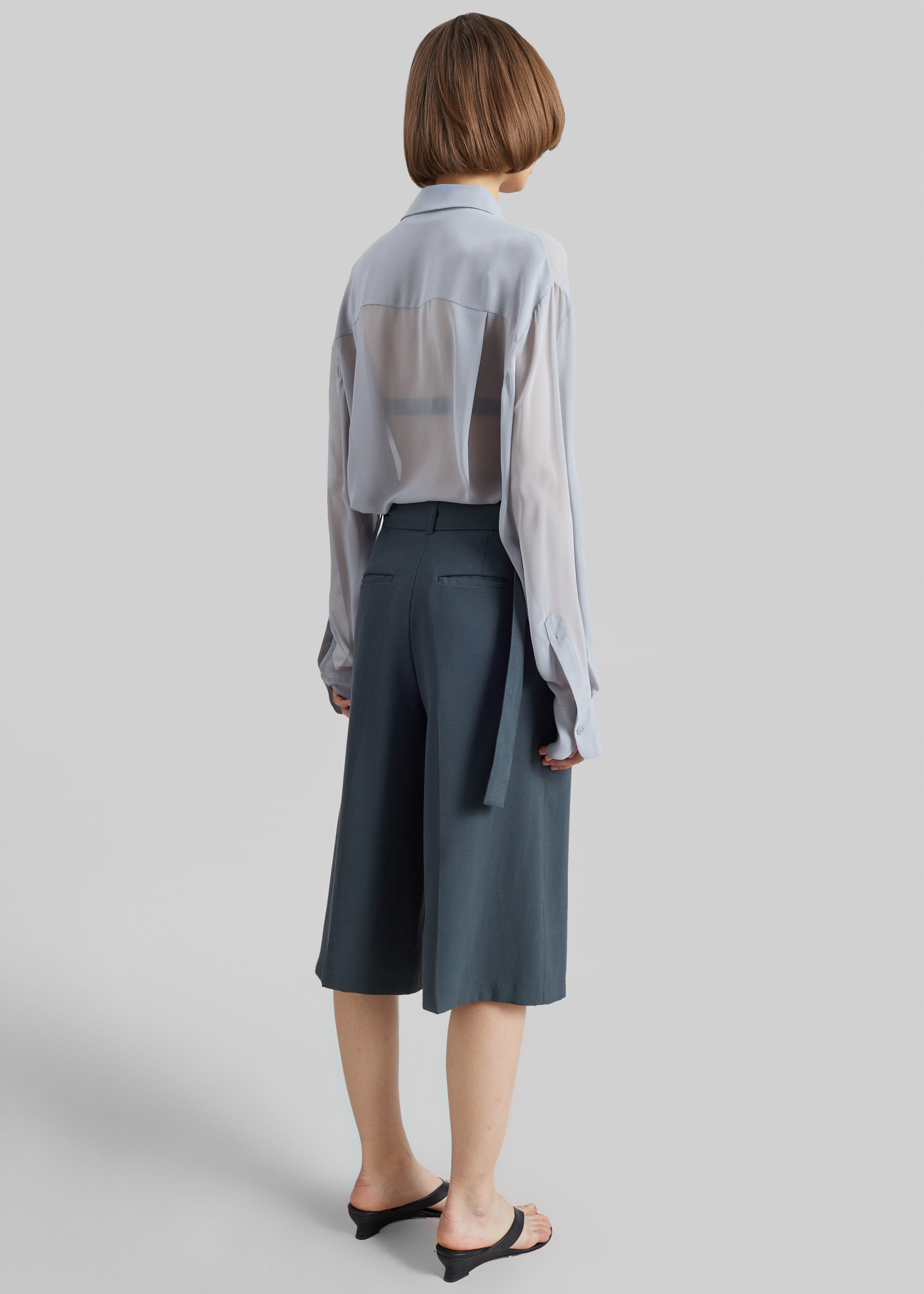 Lioni Tailored Bermuda Shorts - Deep Teal - 9