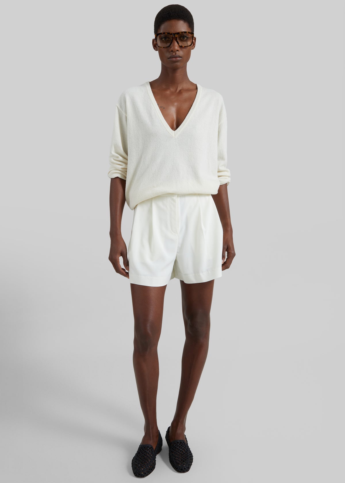 Lisboa Pleated Mini Shorts - Ivory - 8