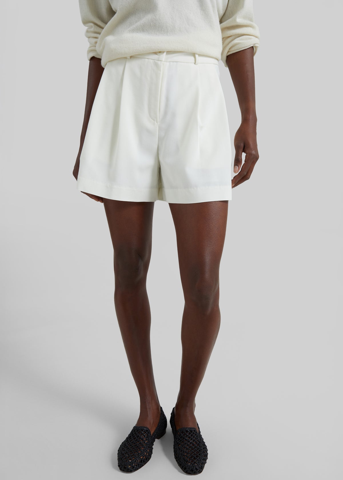 Lisboa Pleated Mini Shorts - Ivory - 3