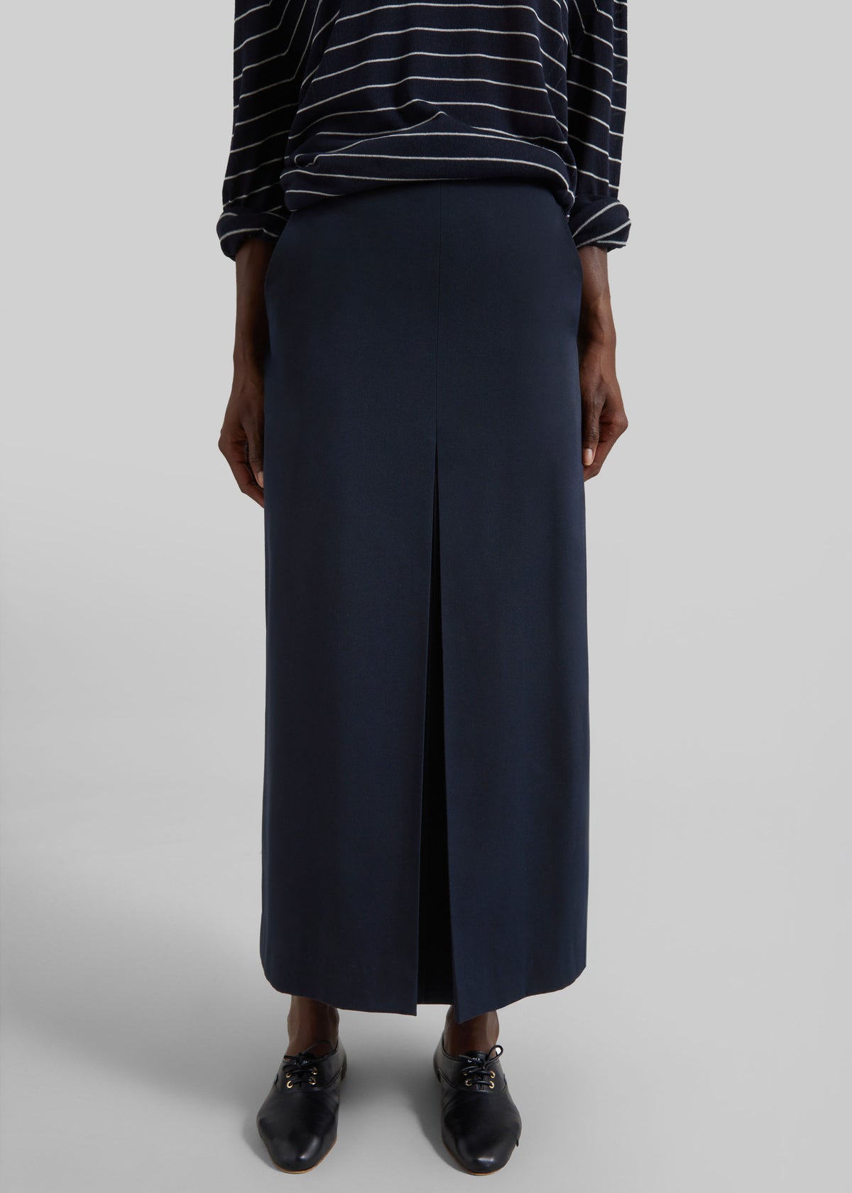 Lisle Front Slit Pencil Skirt - Navy - 4