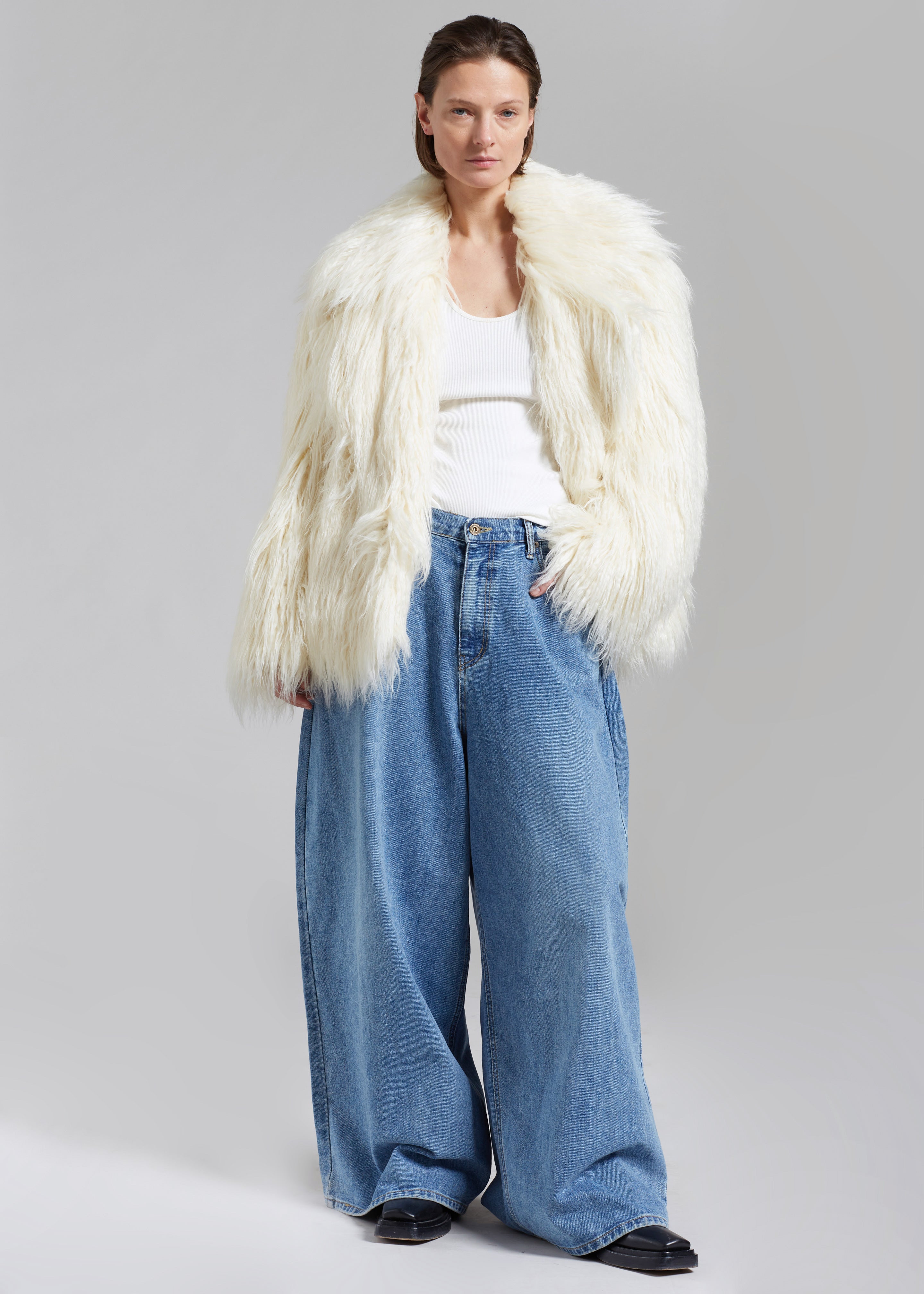 Liza Short Faux Fur Coat - Off White - 6