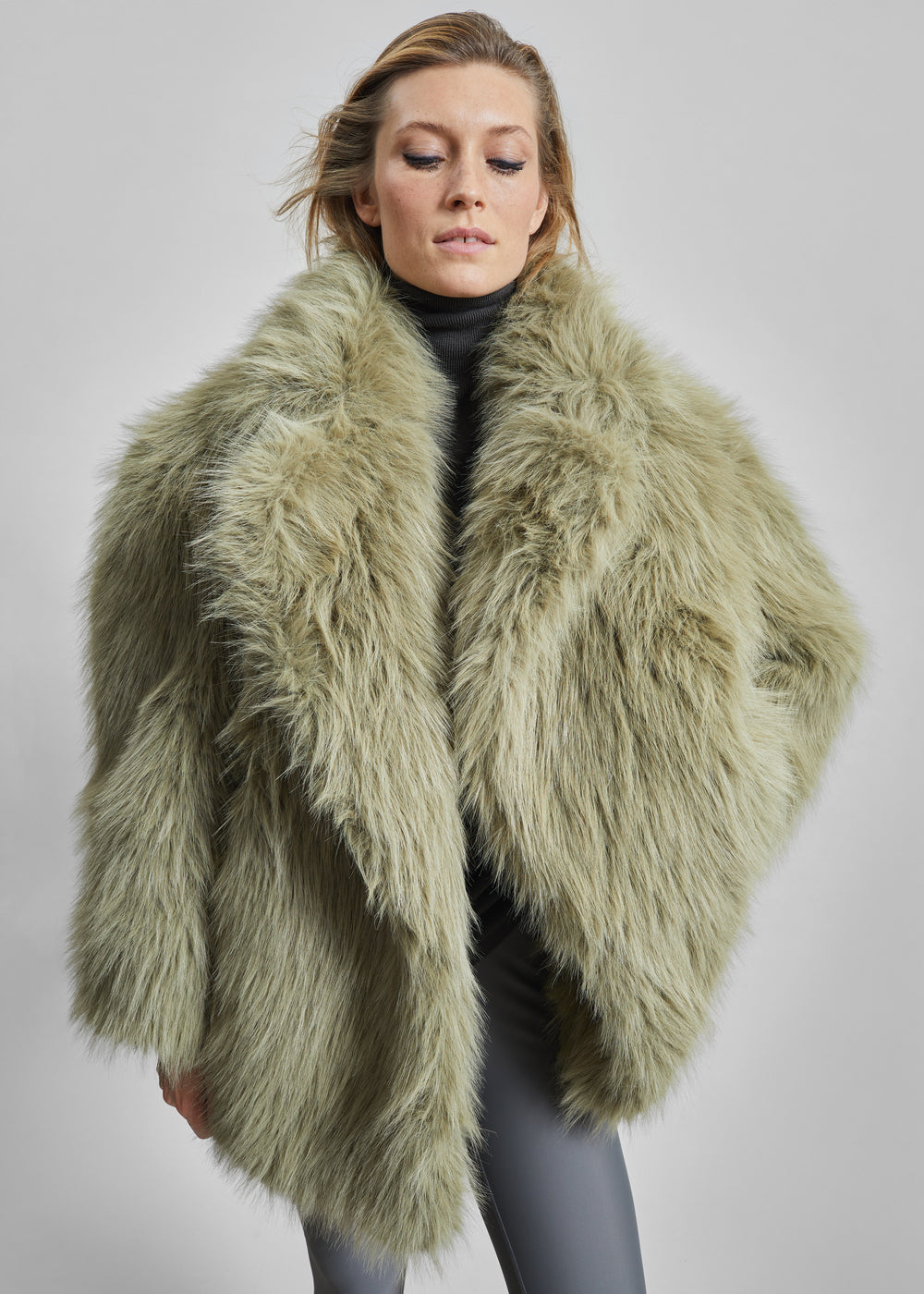 Liza Short Faux Fur Coat - Sage