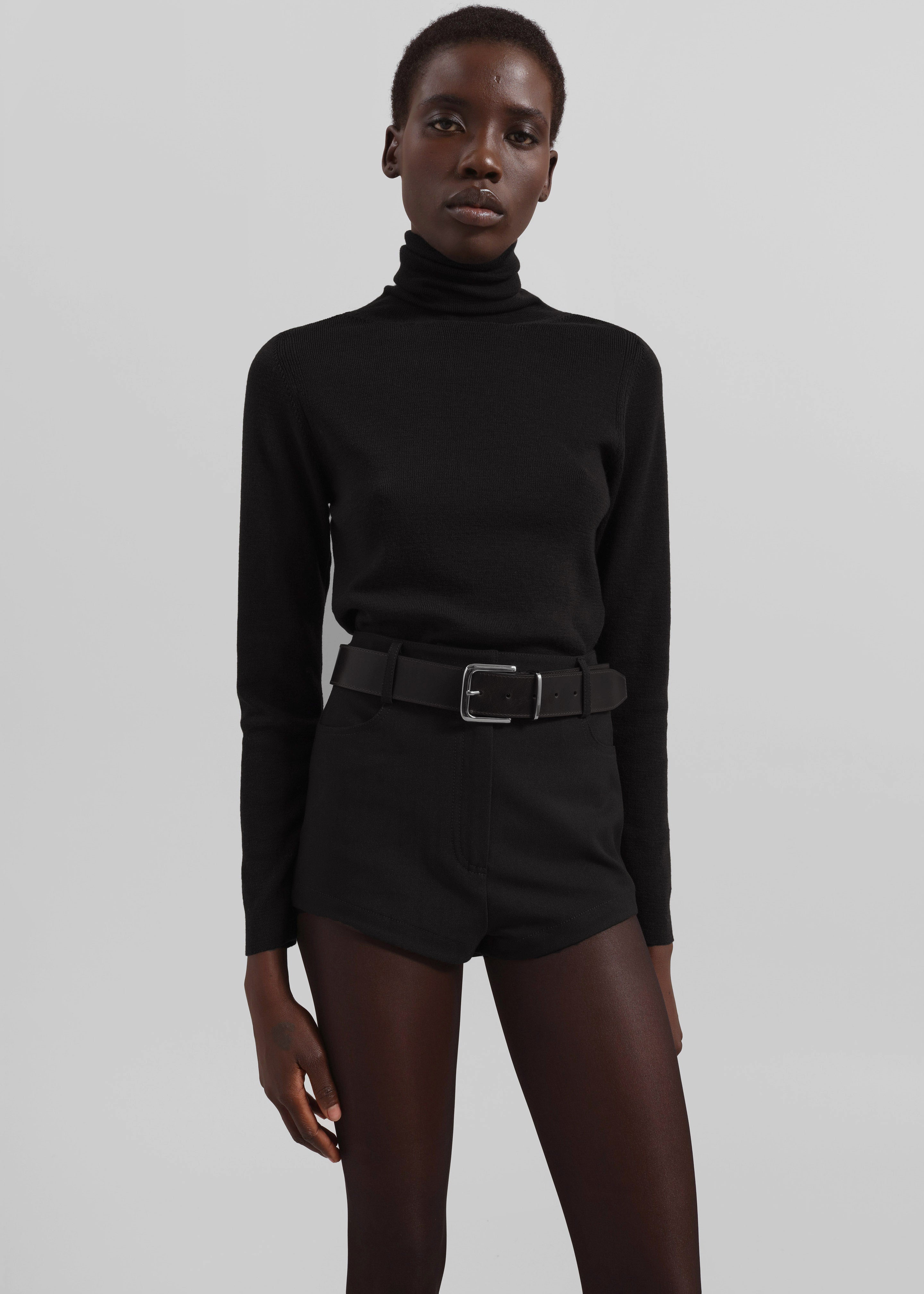 Loen Hot Pants - Black - 7