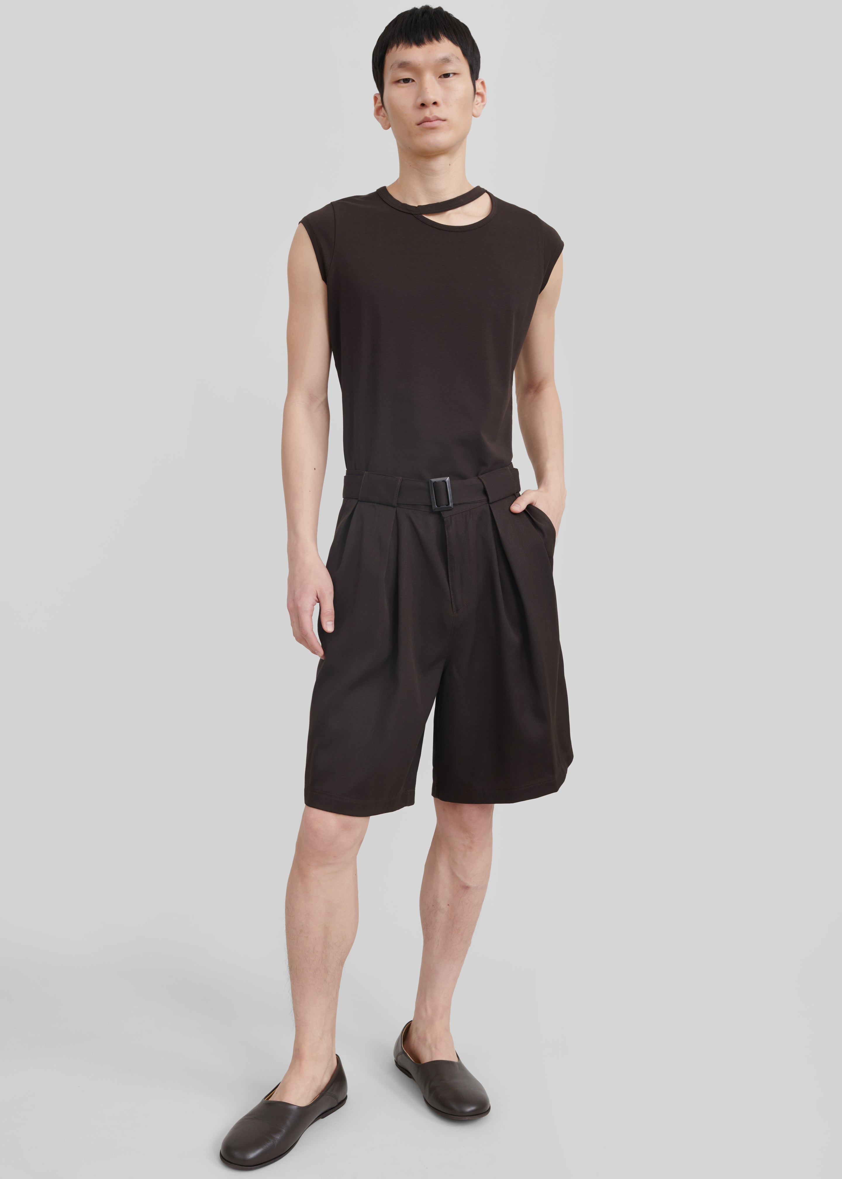 Louis Gabriel Nouchi Large Shorts With Box Pleats And Belt - Expresso - 1