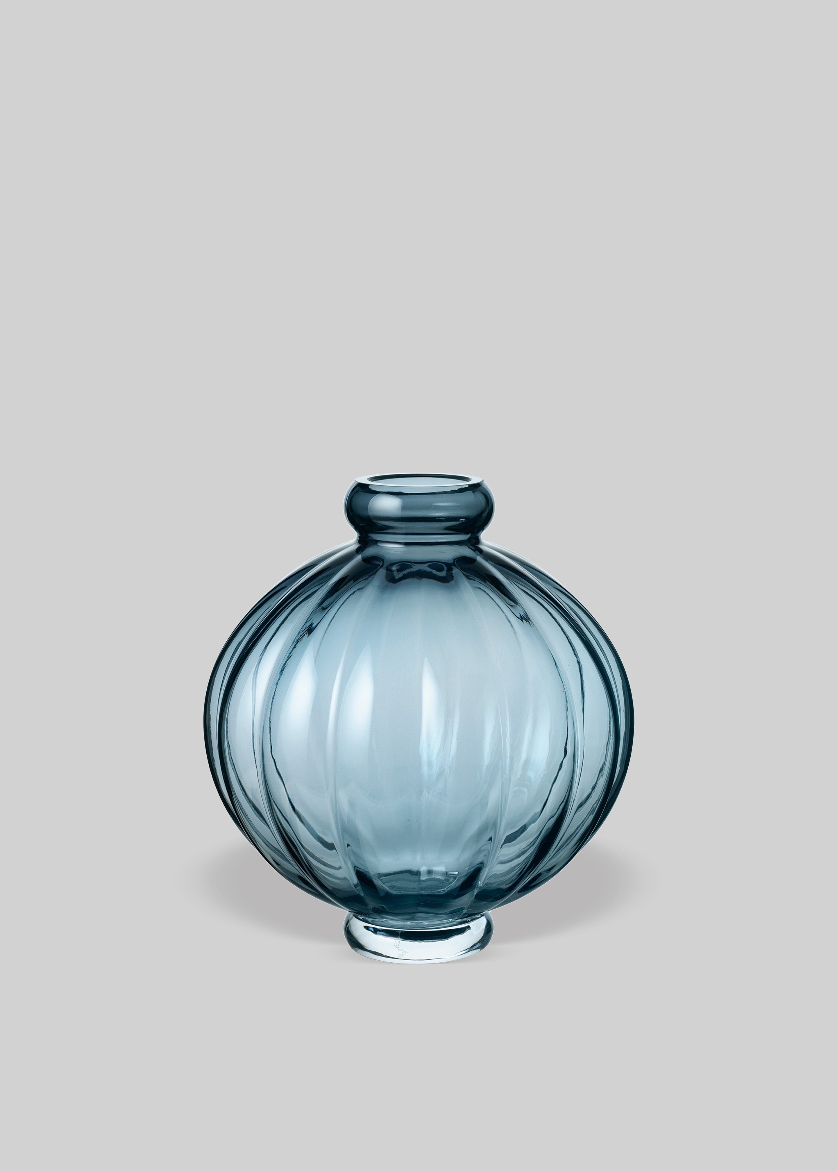 Louise Roe Glass Balloon Vase 01 - Blue - 1