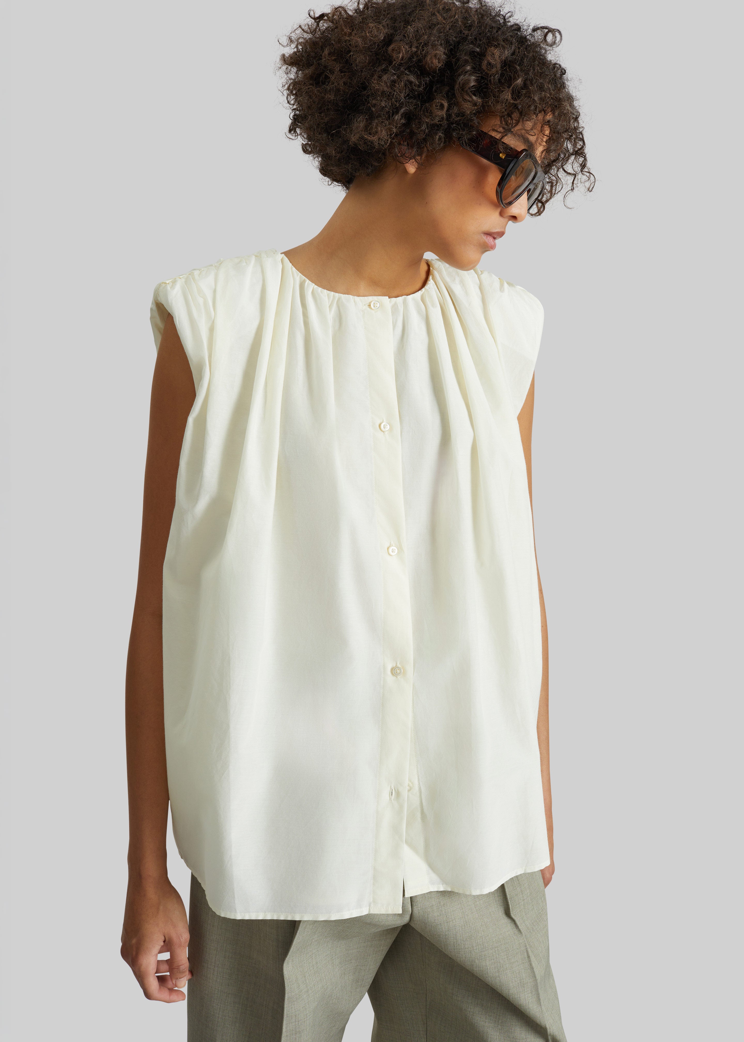 Loulou de Saison Anca Gathered Blouse - Ivory - 3