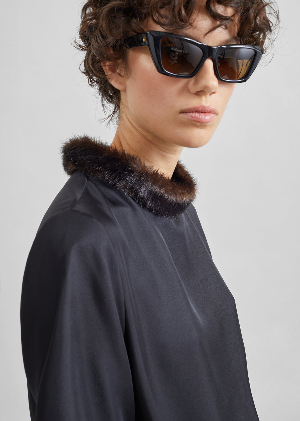 Loulou de Saison Dana Faux Fur Collar Top - Black/Grizzly - 1