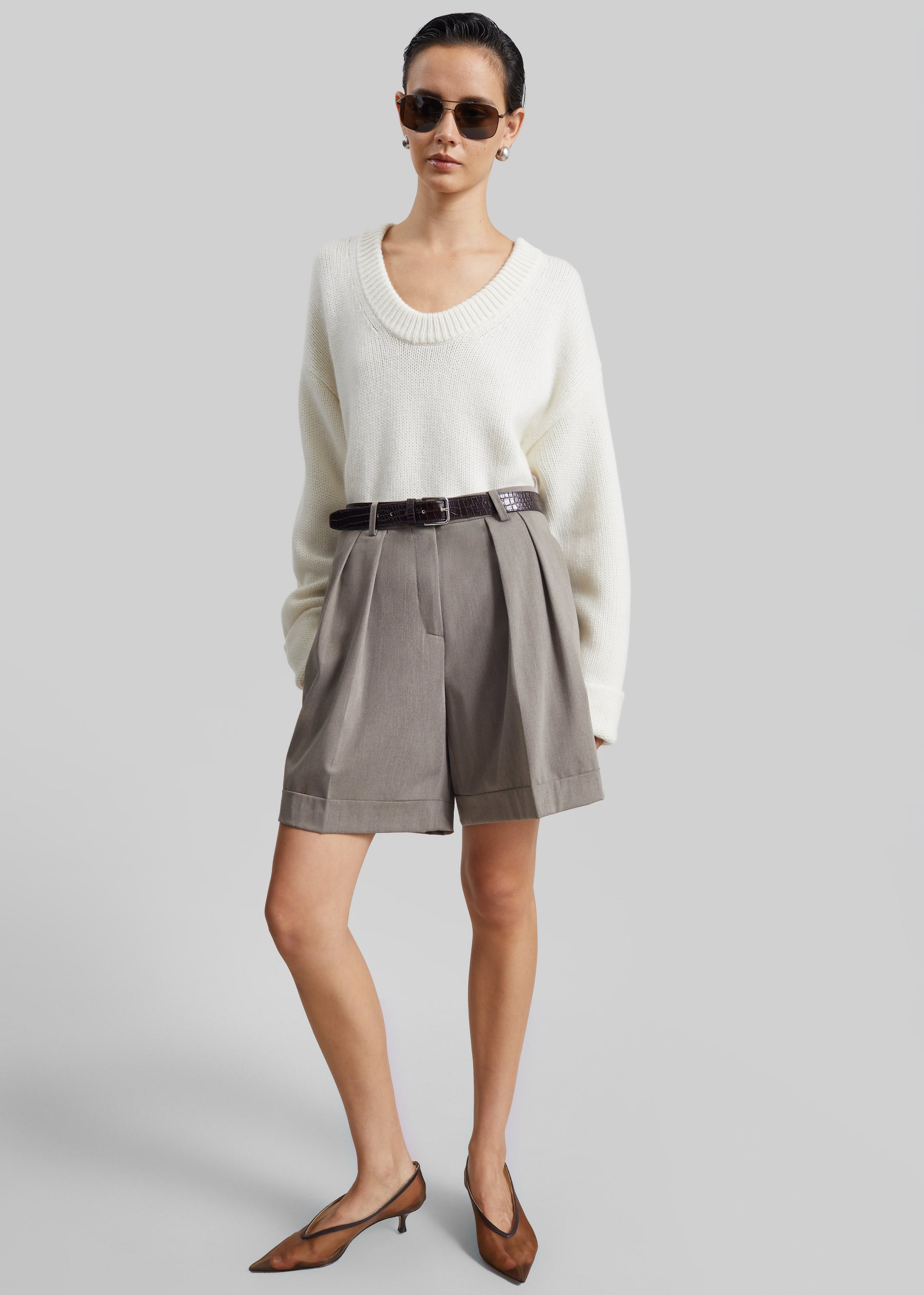 Shop the look image for Loulou de Saison Derry Lds U-Neck Sweater - Ivory