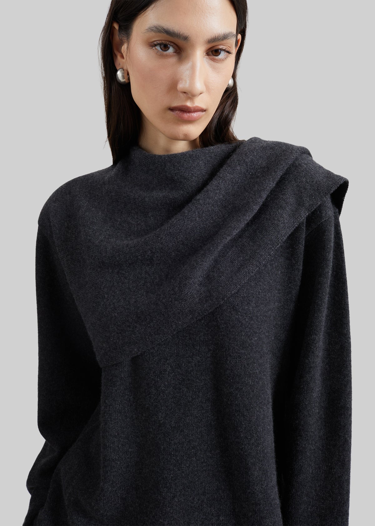 Loulou de Saison Frances Cashmere Scarf Sweater - Charcoal