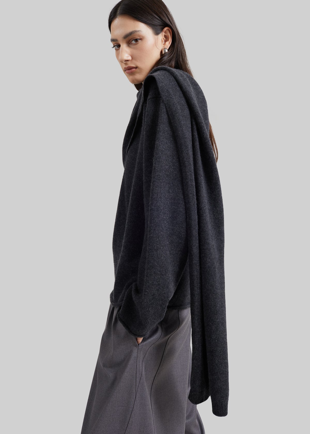Loulou de Saison Frances Cashmere Scarf Sweater - Charcoal