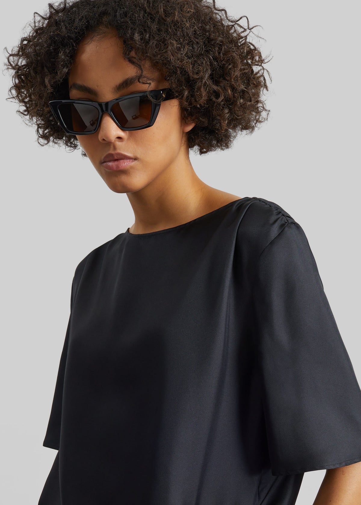 Loulou de Saison Mano Asymmetric Silk Top - Black - 4