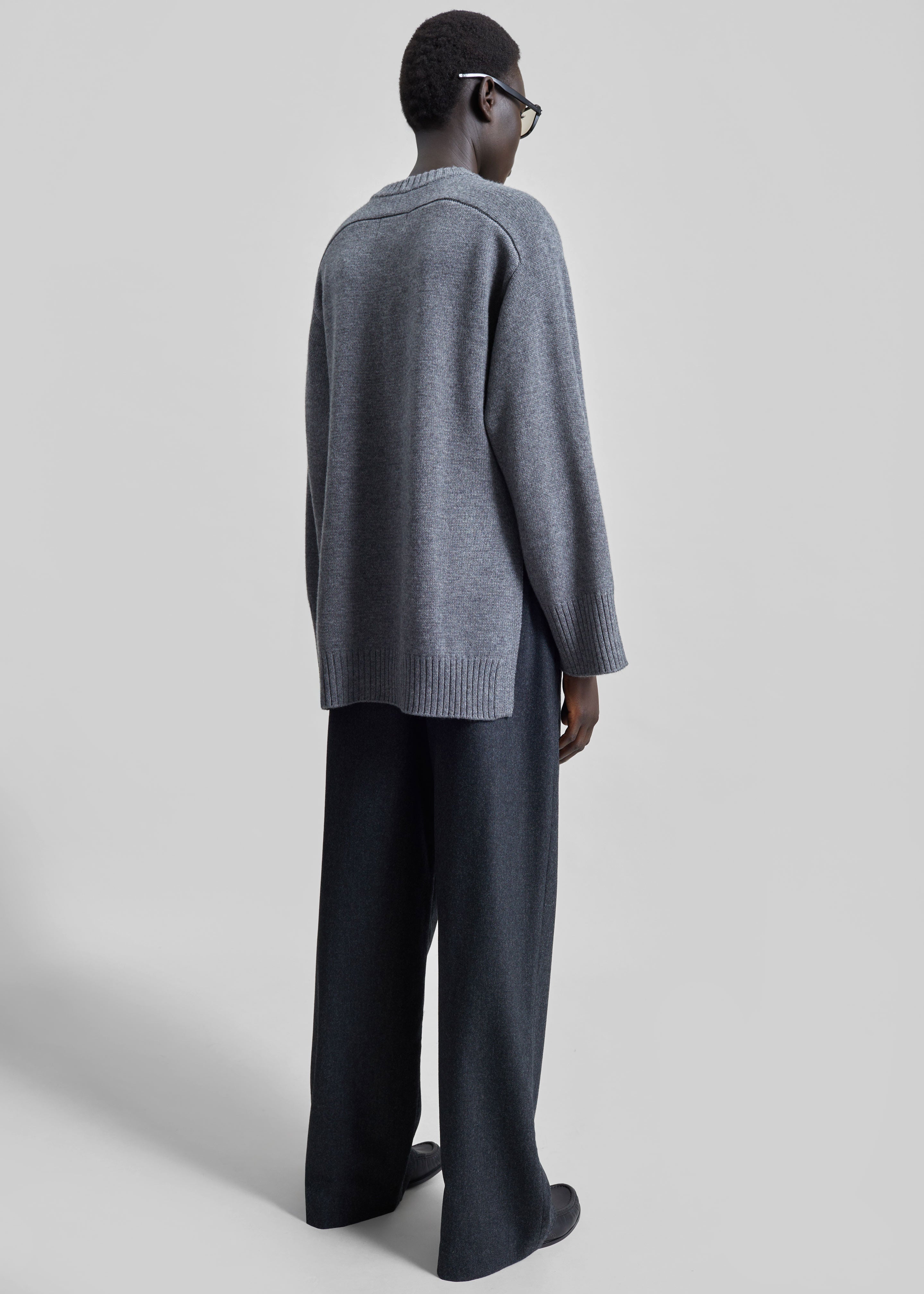 トップス lou_handmade23  searoomlynn Loulou de Saison Safi LDS Cashmere Blend Sweater - Anthracite