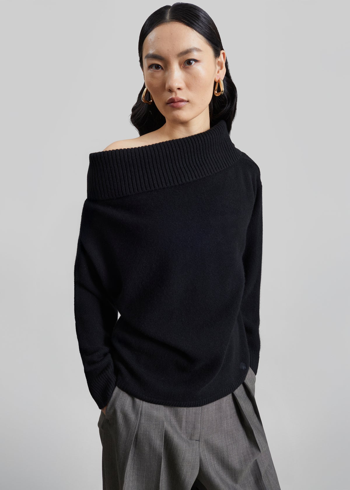 Loulou de Saison Sibyl Off-Shoulder Sweater - Black