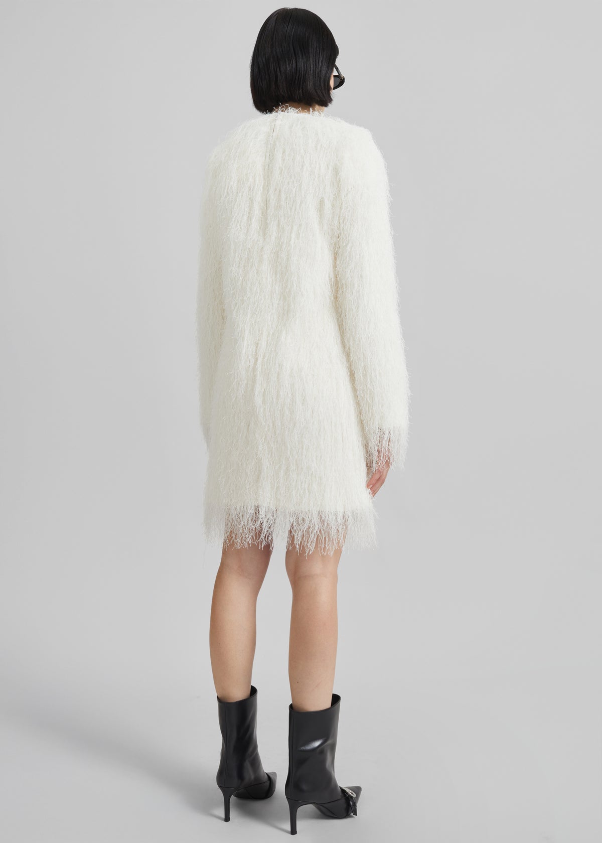 white fuzzy long sleeve dress Ladies - Black Long-sleeved dress - Size: L