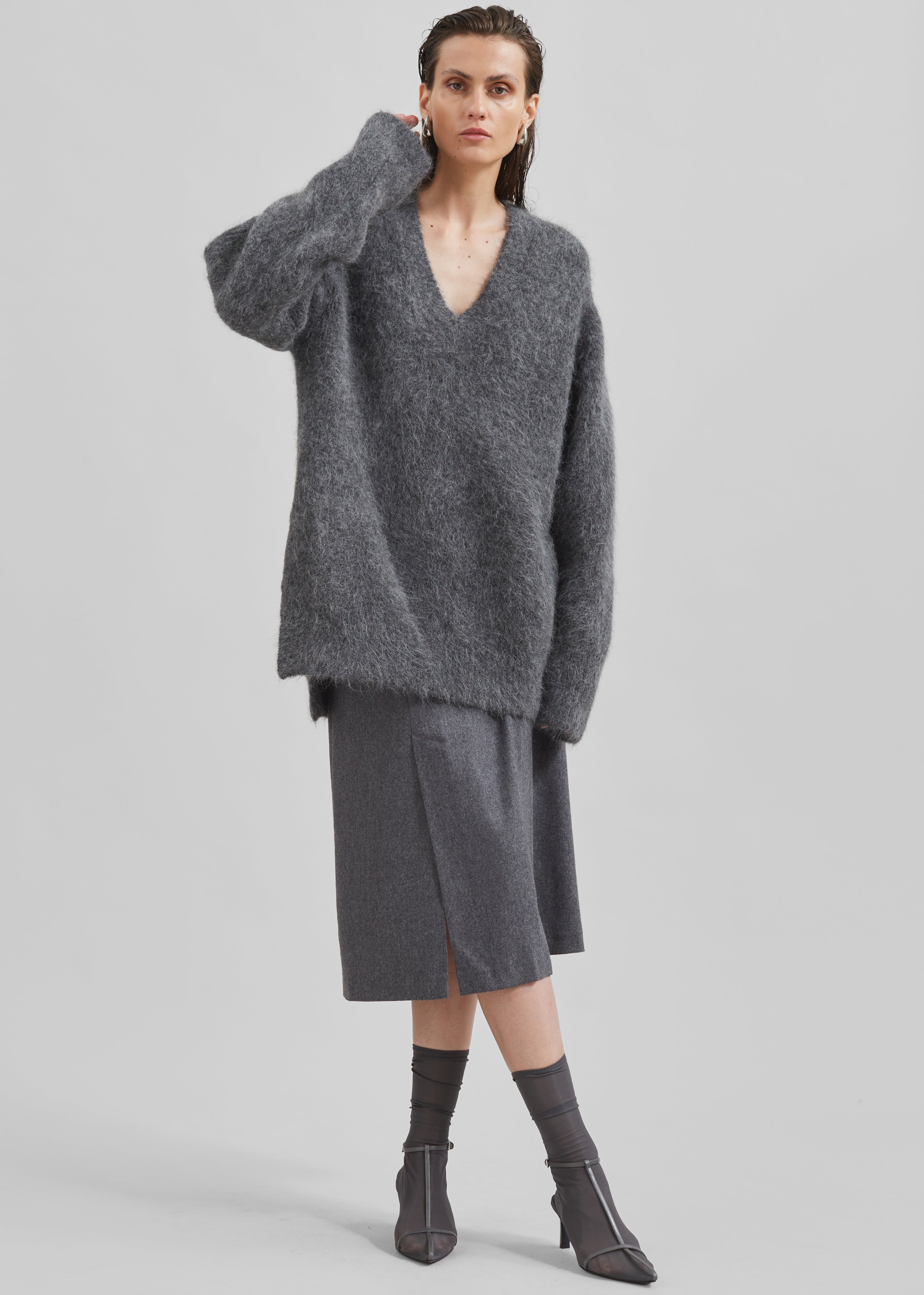 Loulou Studio Goto Sweater - Anthracite Melange - 4