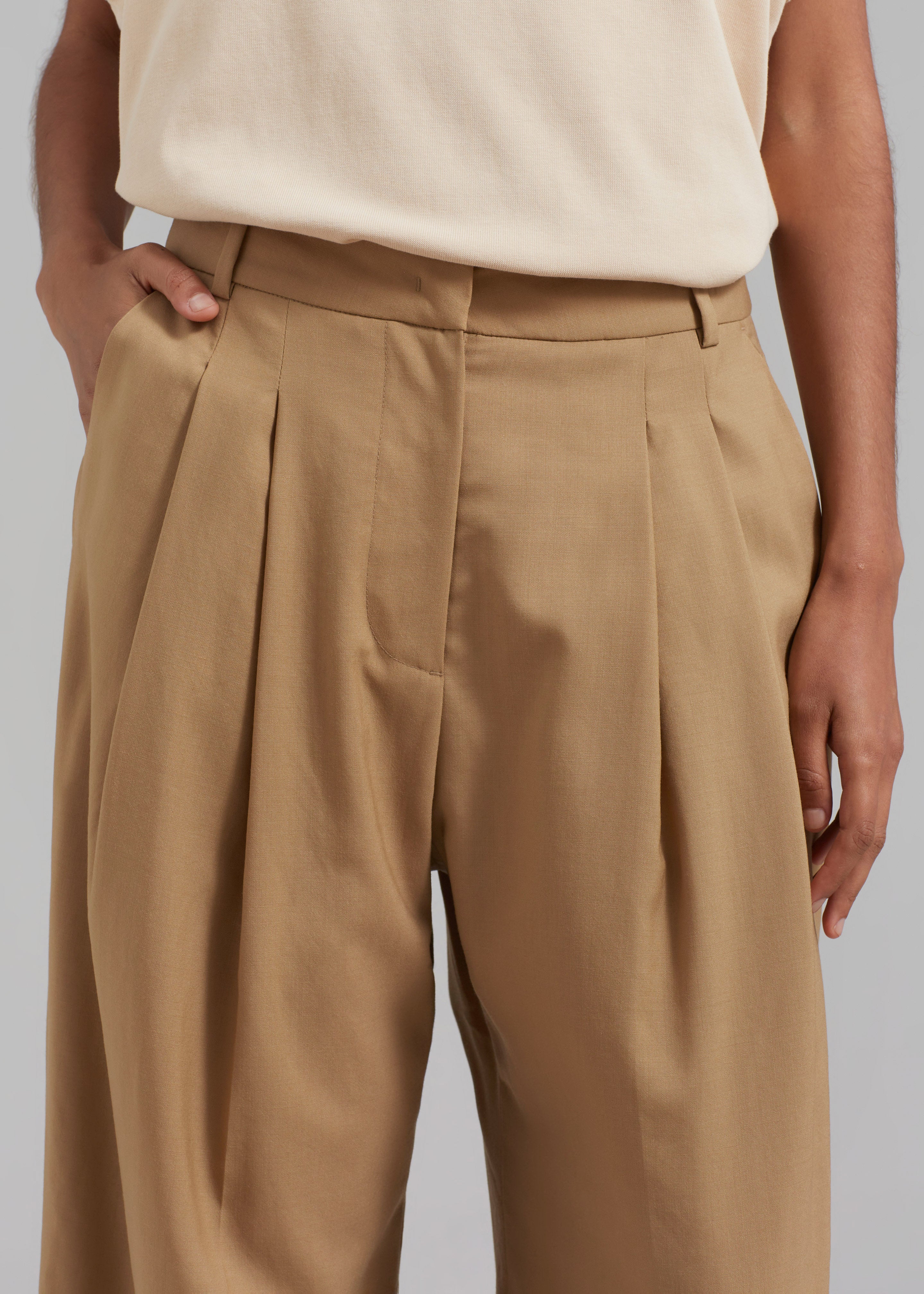 Low Classic Basic Long Trousers - Beige