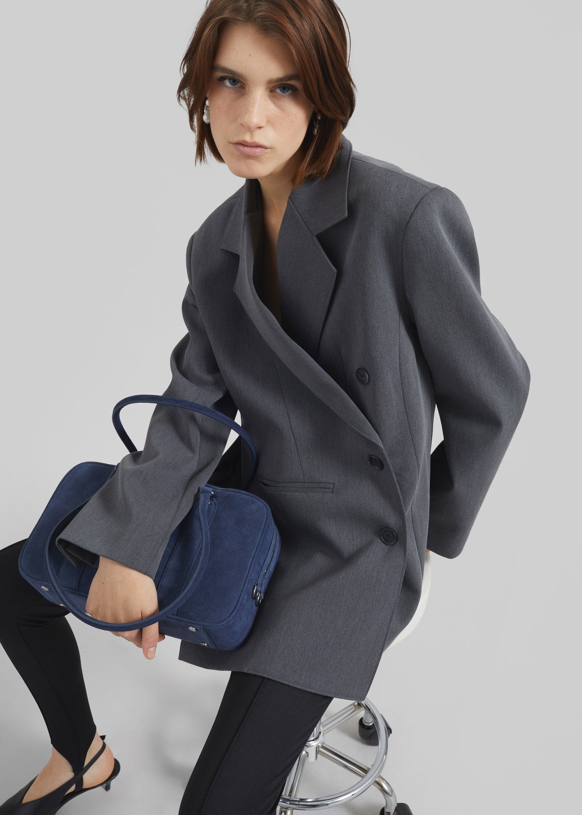 Low Classic Bookey Bag - Suede Blue - 4