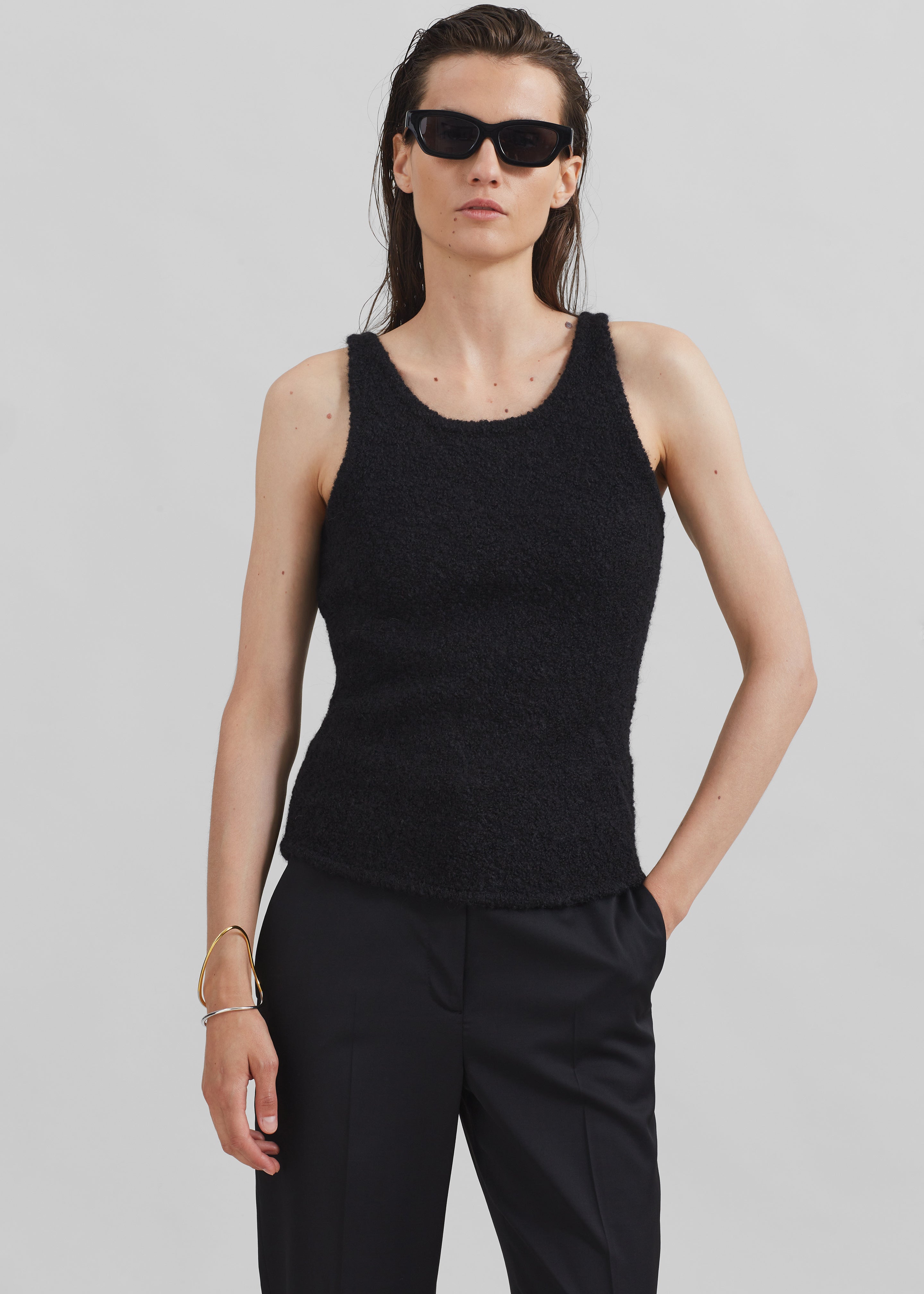 Low Classic Fluffy Sleeveless Knit Top - Black - 5