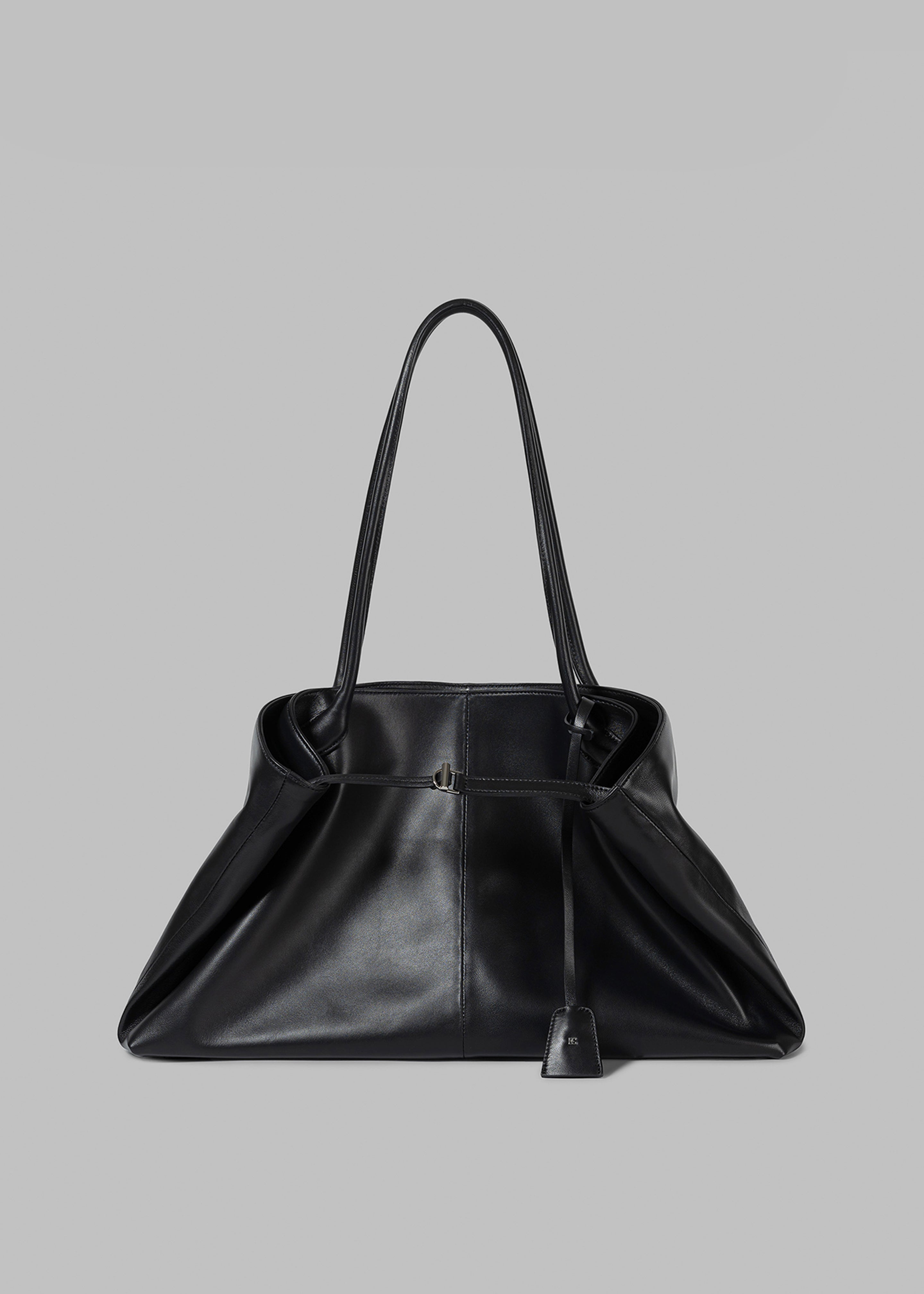 Low Classic Haricot Bag - Leather Black – The Frankie Shop Low Classic Haricot Bag - Leather Black – The Frankie Shop