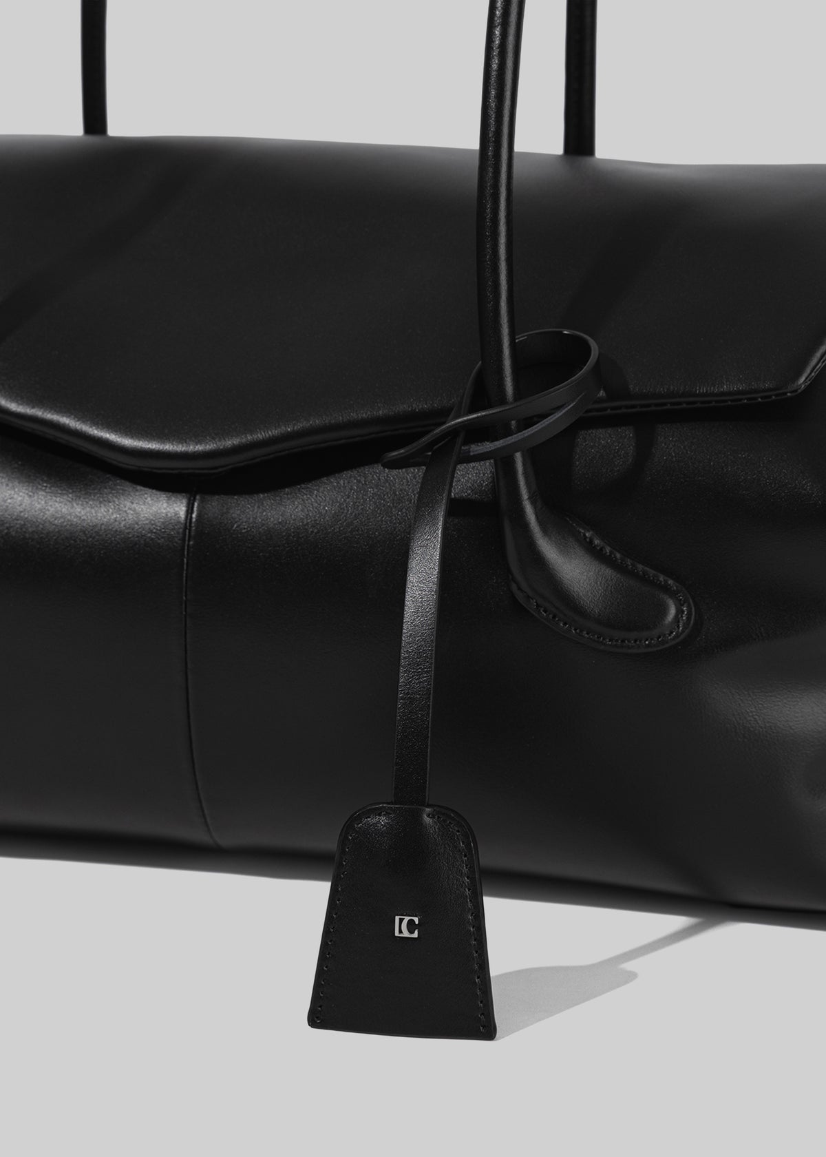 Low Classic Haricot Mini Flap Bag - Black
