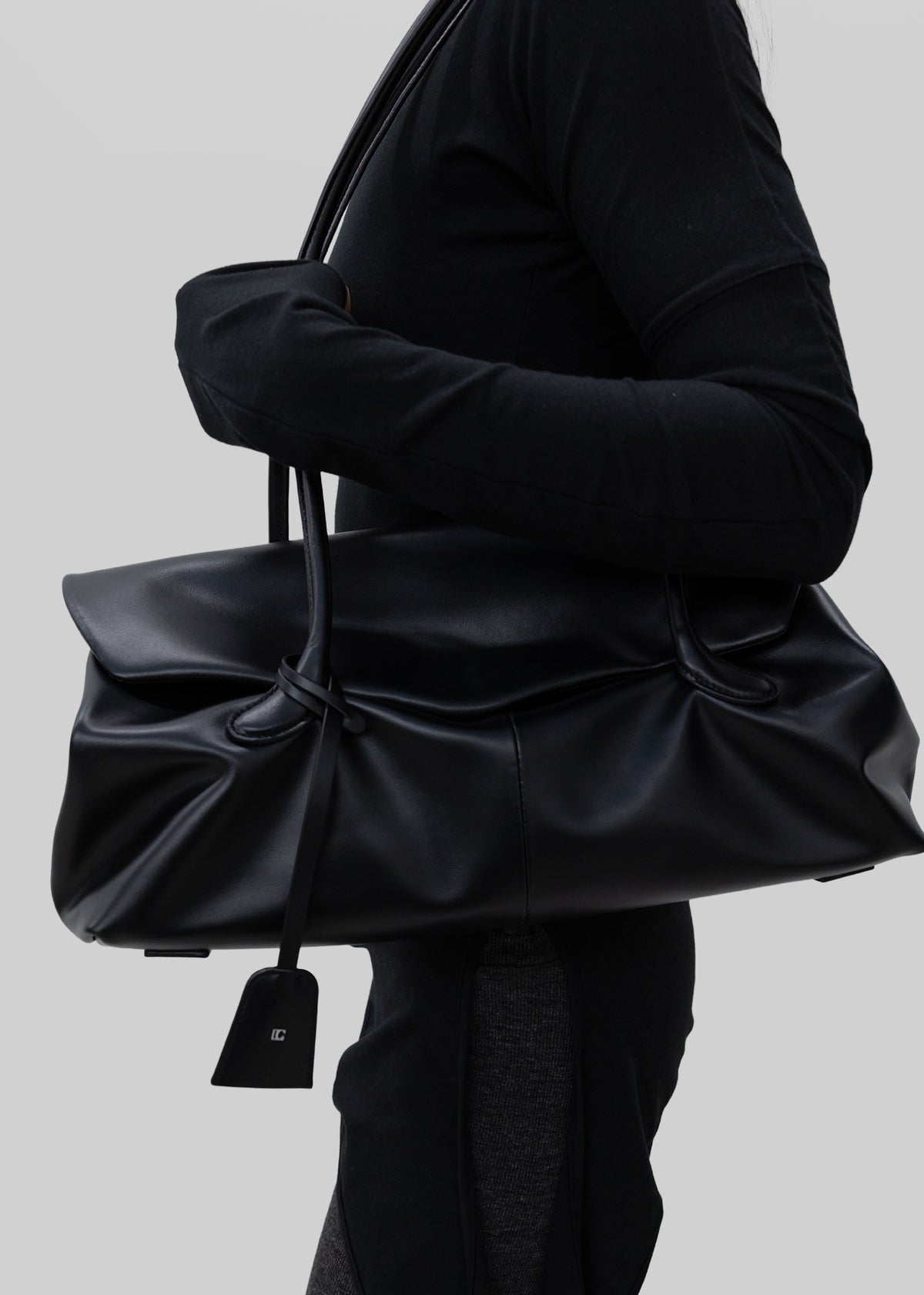 Low Classic Haricot Mini Flap Bag - Black
