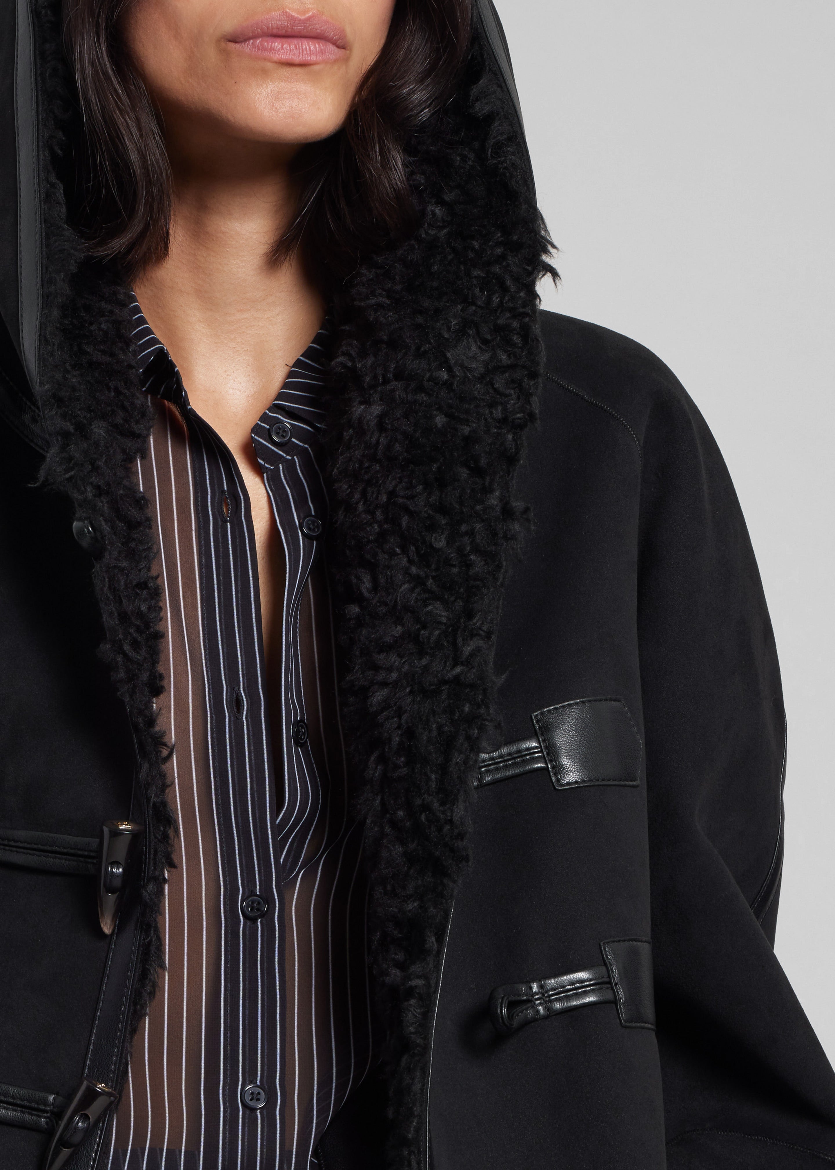 Low Classic Reversible Duffle Short Coat - Black - 7