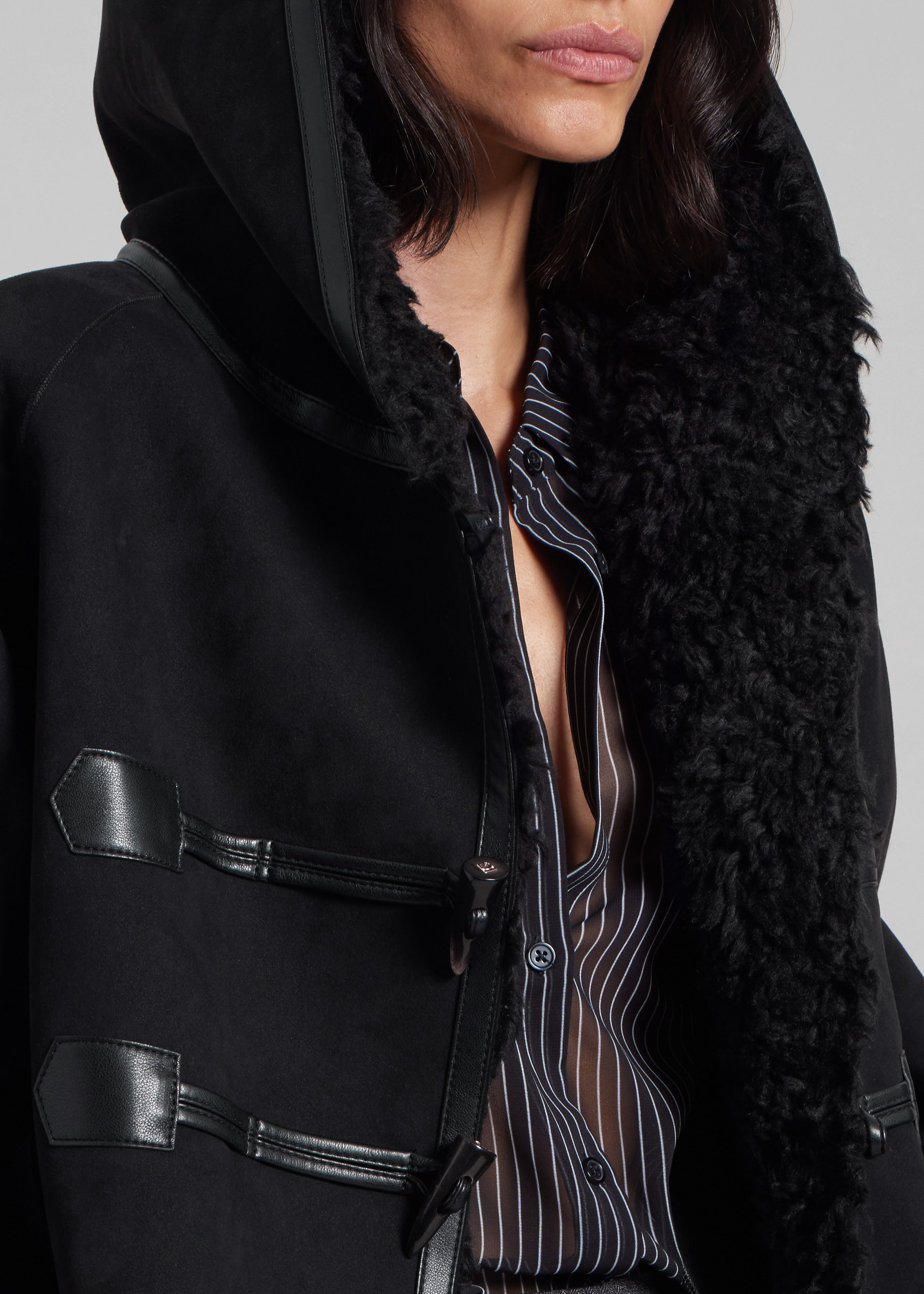 Low Classic Reversible Duffle Short Coat - Black – The Frankie Shop