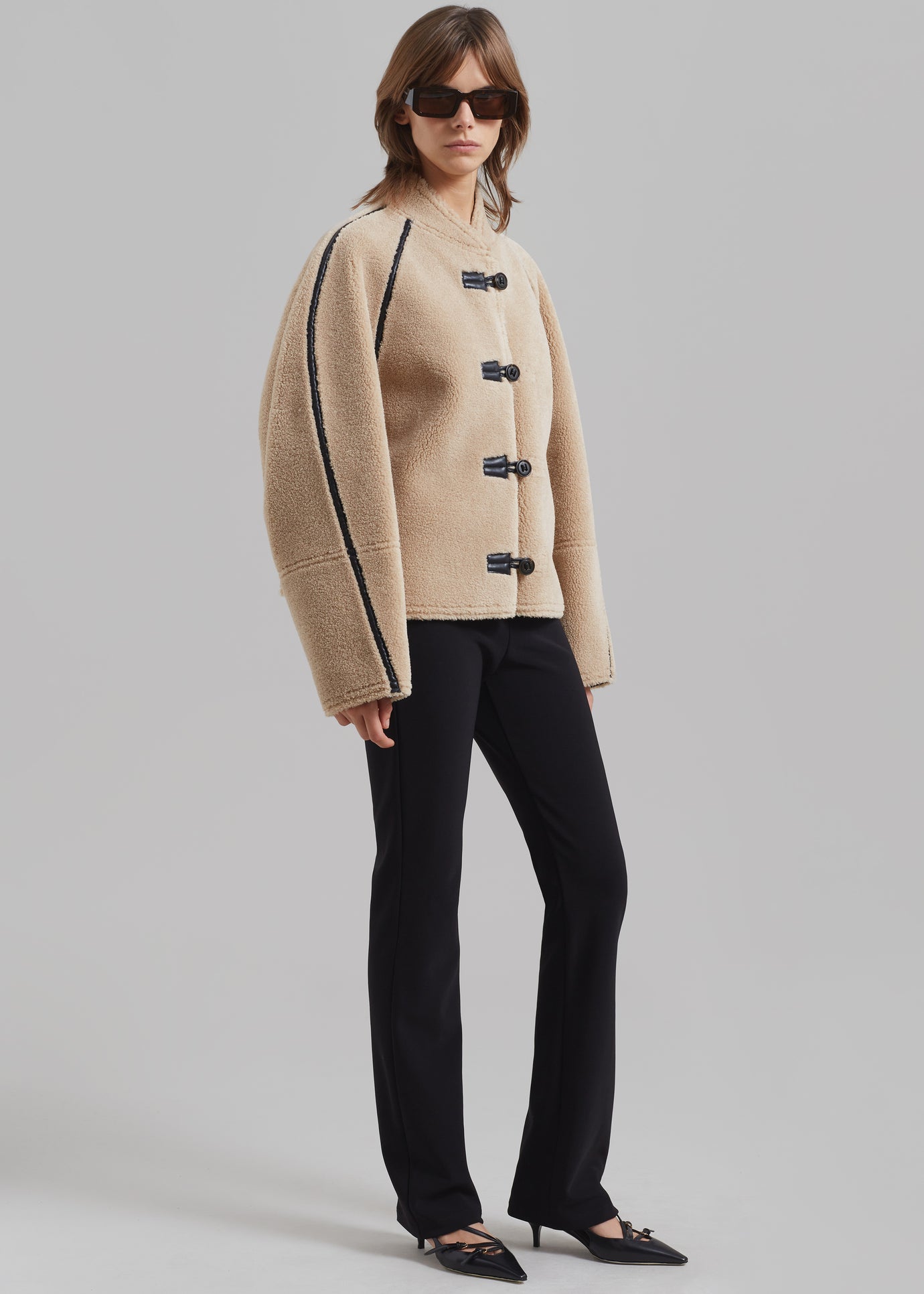 Low Classic Short Shearling Reversible Coat - Beige