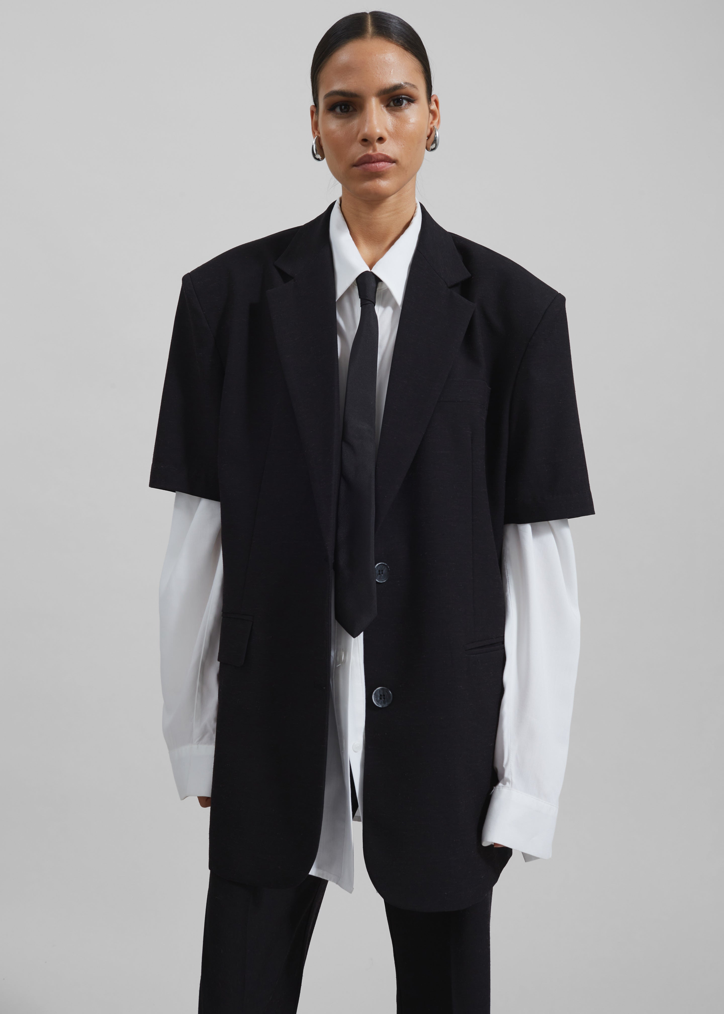 Maisie Short Sleeve Blazer - Black – The Frankie Shop