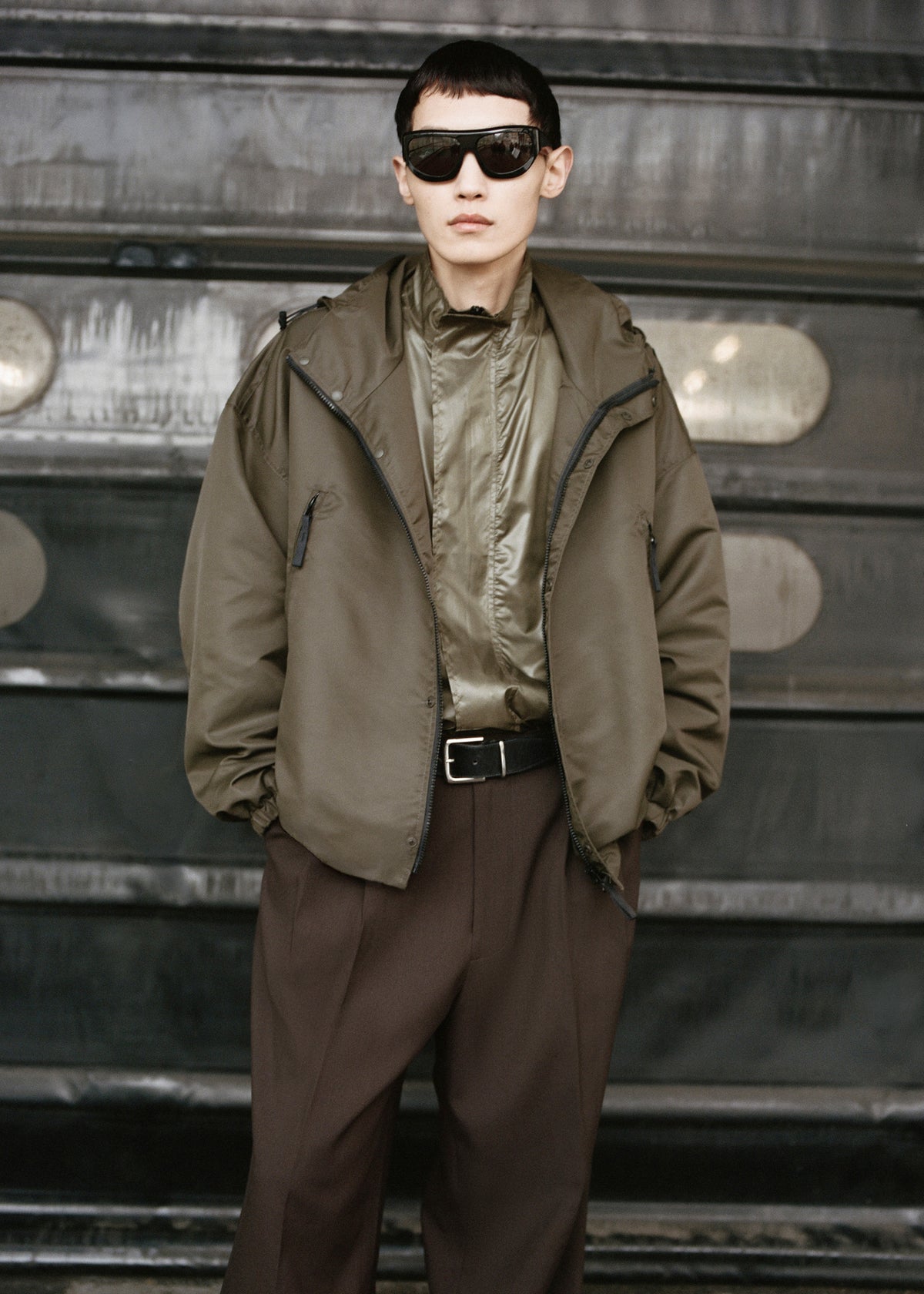 Malmore Windbreaker Jacket - Dark Olive - 9