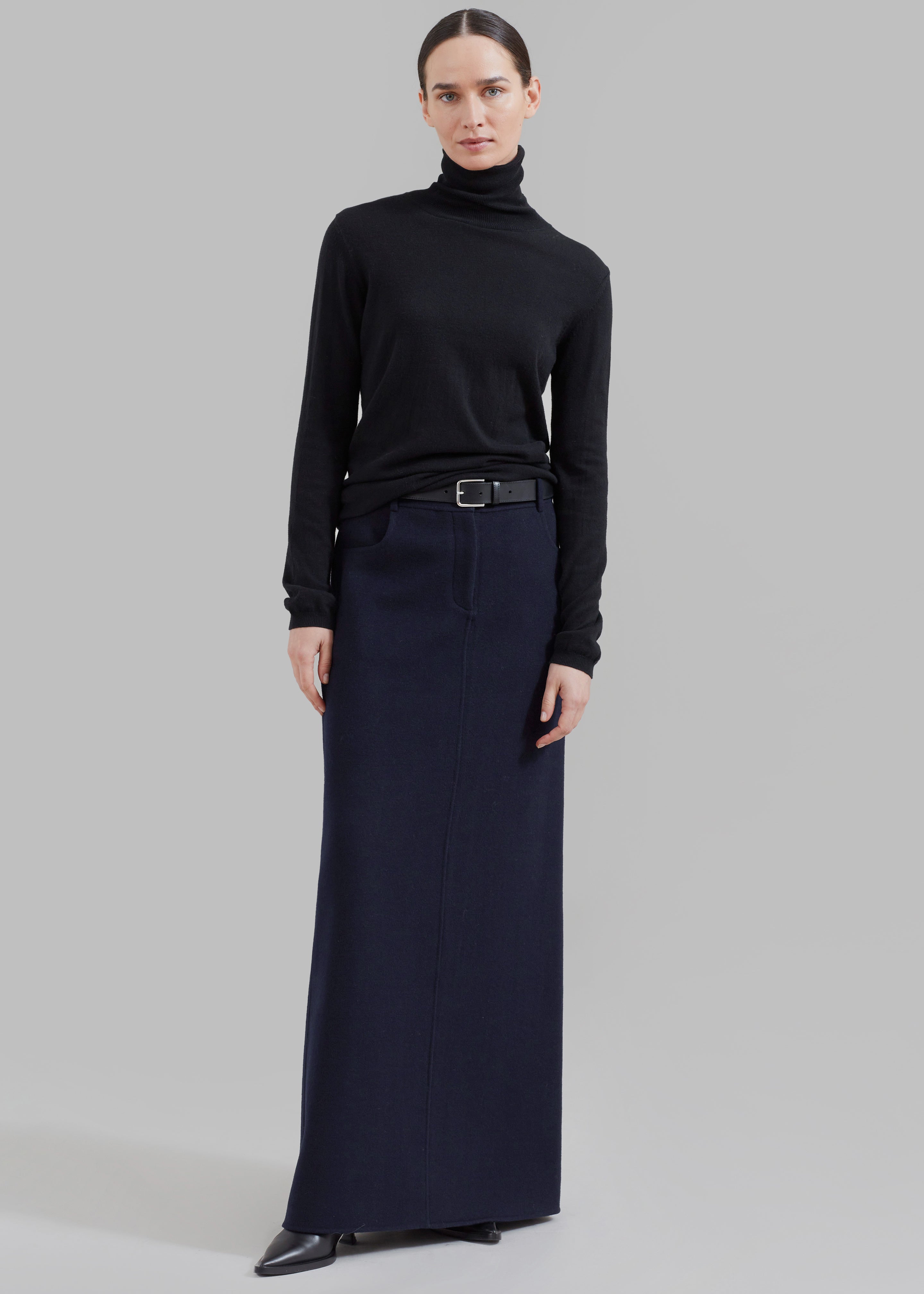 Malvo Long Wool Pencil Skirt - Navy – The Frankie Shop