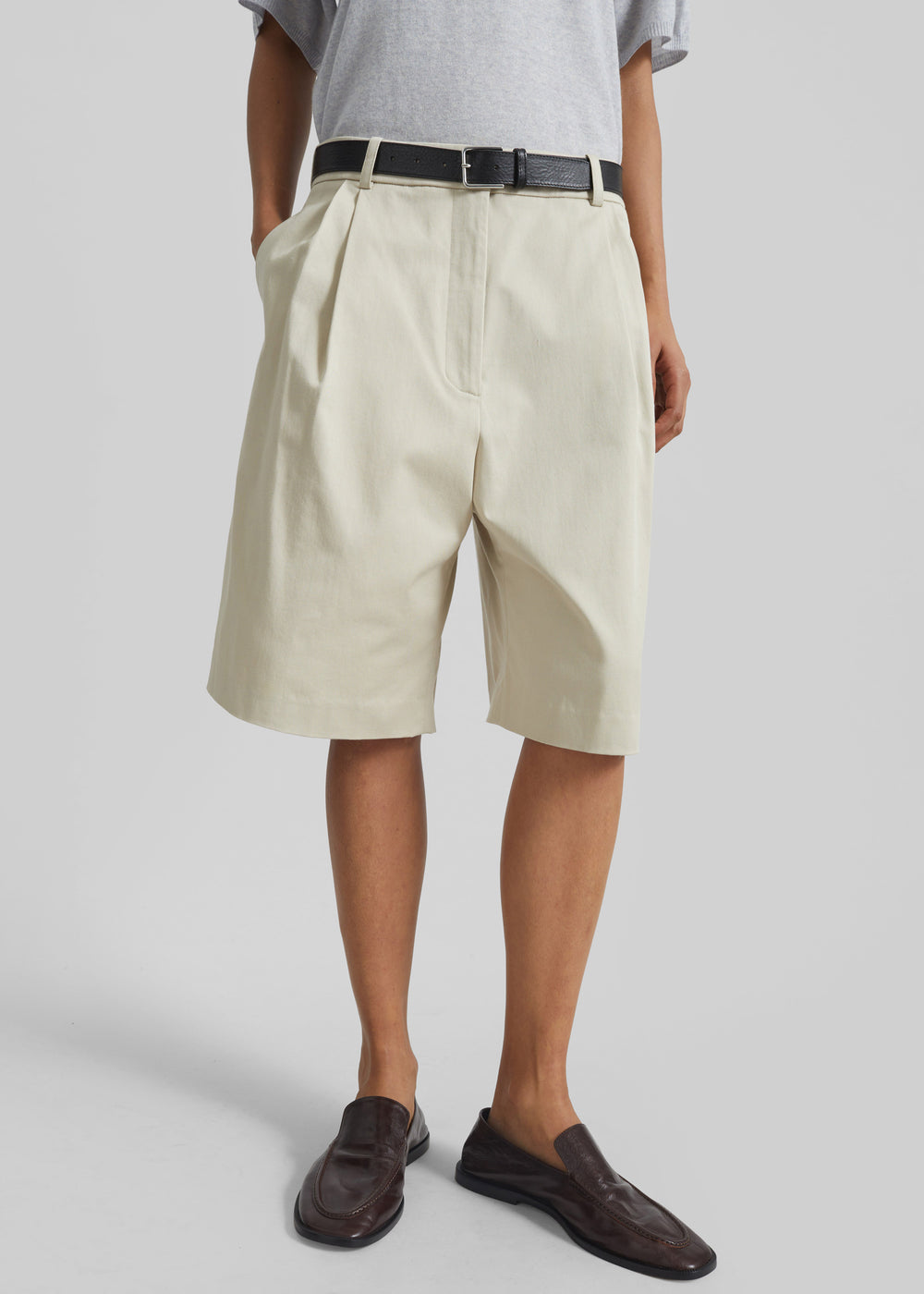 Marfa Cotton Pleated Bermuda - Light Beige - 1