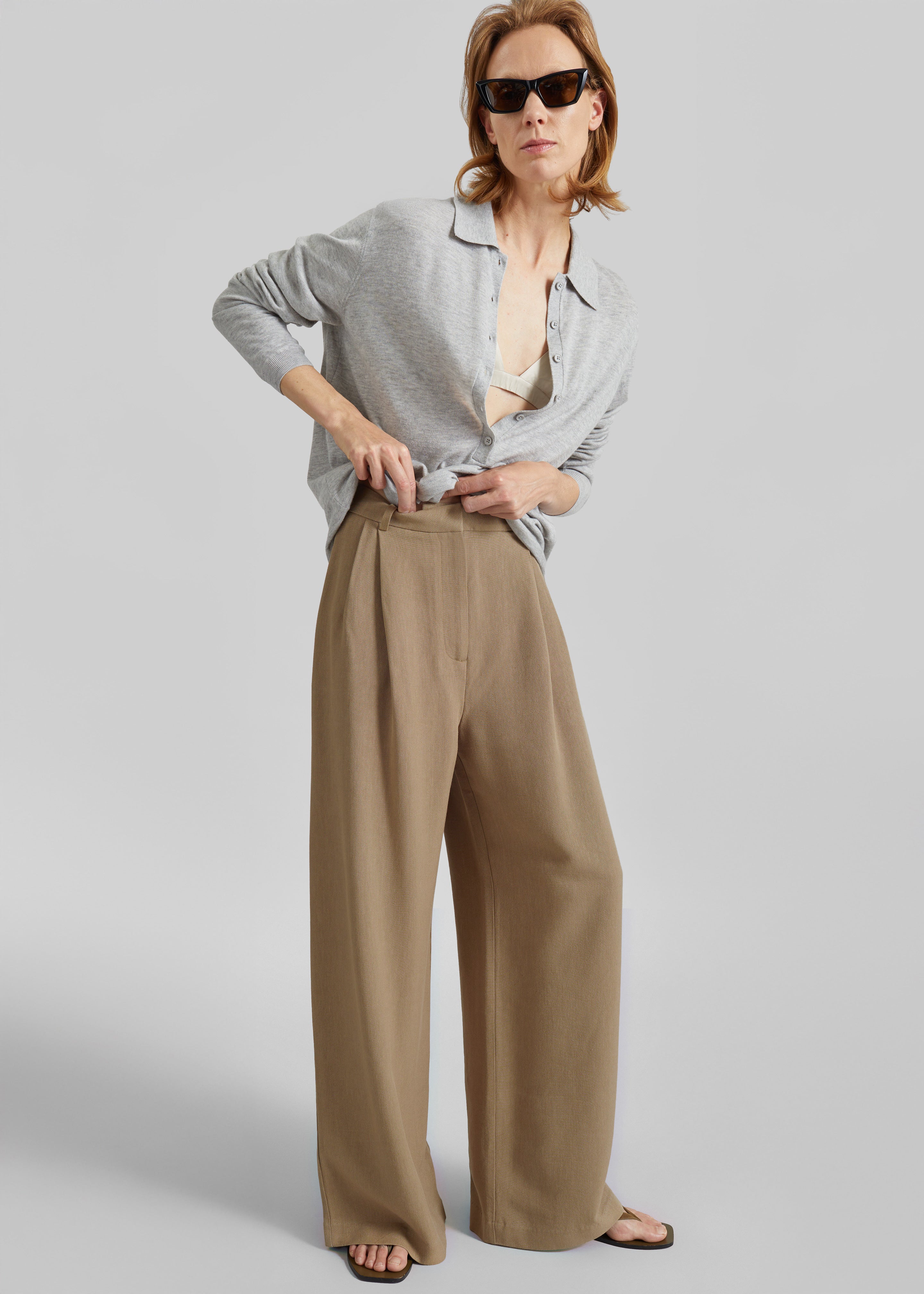 Marfa Linen Pleated Trousers - Camel – The Frankie Shop