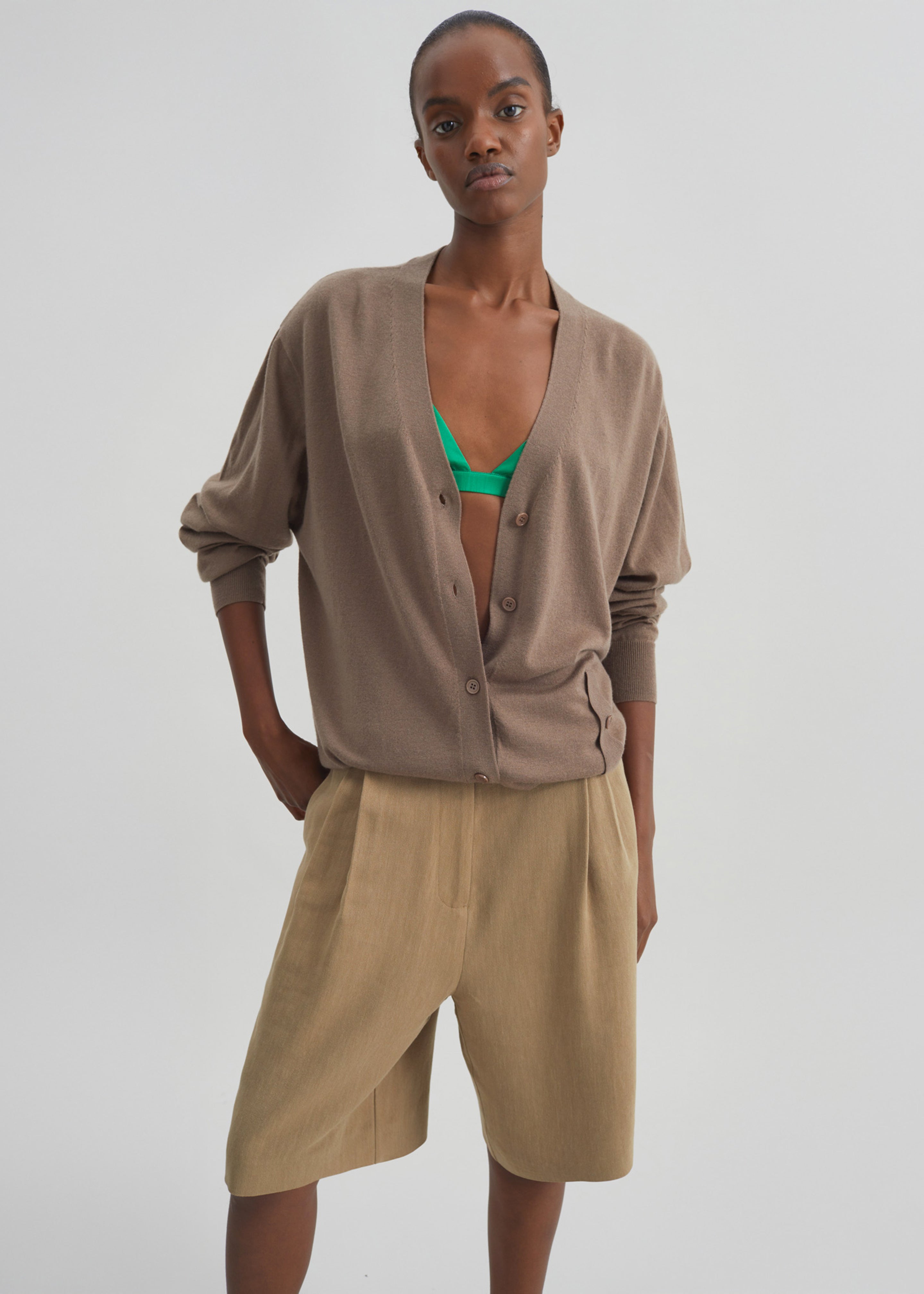 Marfa Linen Bermuda Shorts - Camel - 4