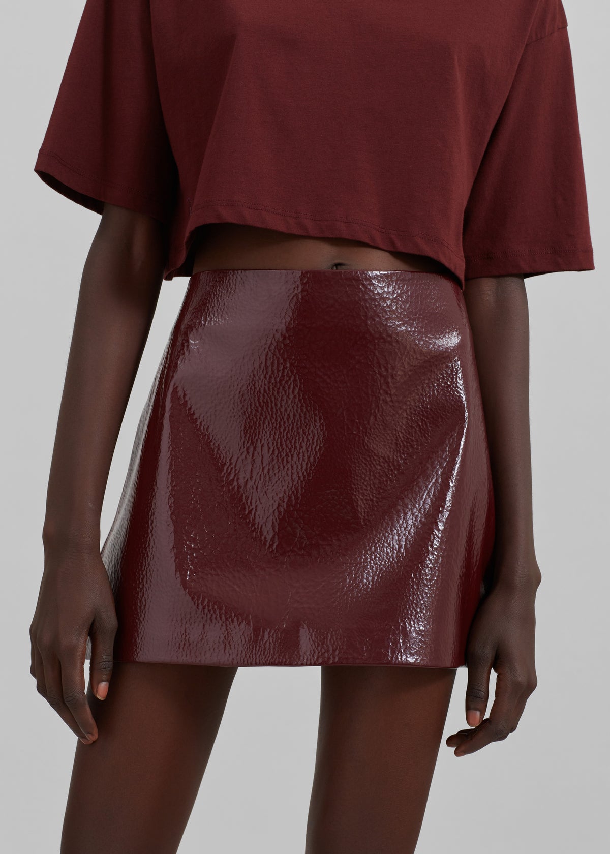 Mary Crackled Faux Leather Mini Skirt Burgundy – The Frankie Shop