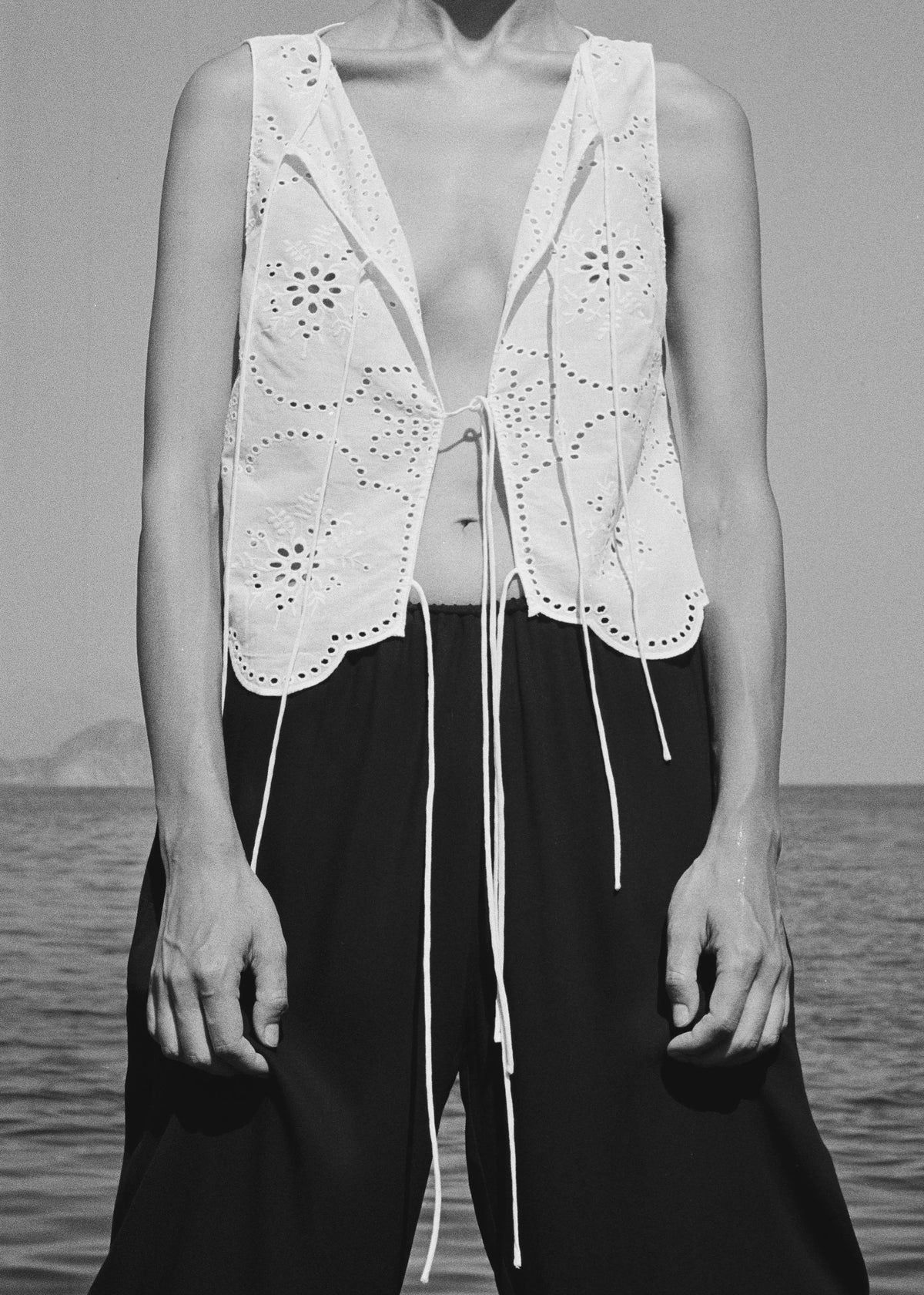 Matteau Broderie Tie Blouse - White - 9