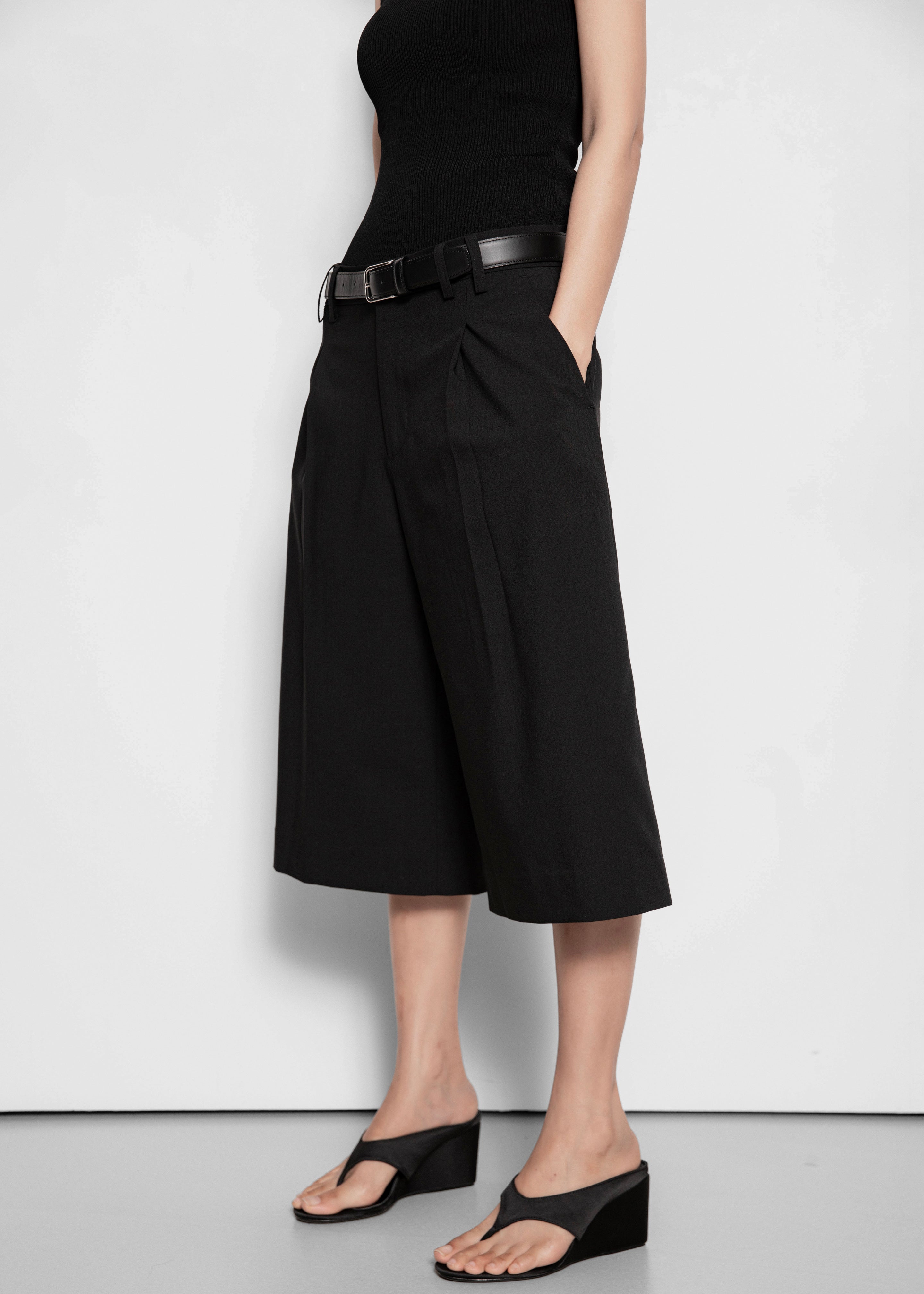 Meldert Bermuda Shorts - Black – The Frankie Shop