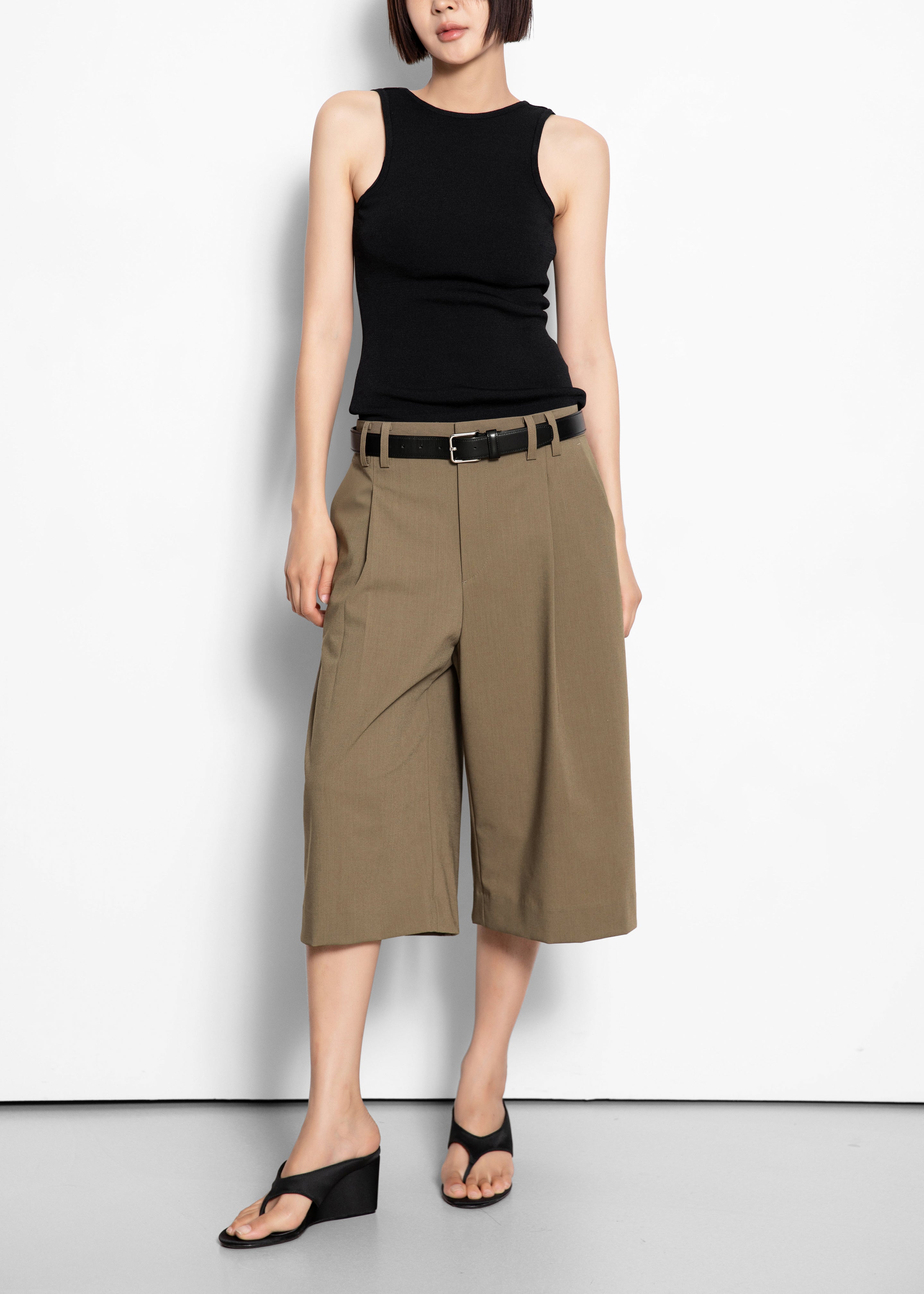 Meldert Bermuda Shorts - Khaki Brown - 6