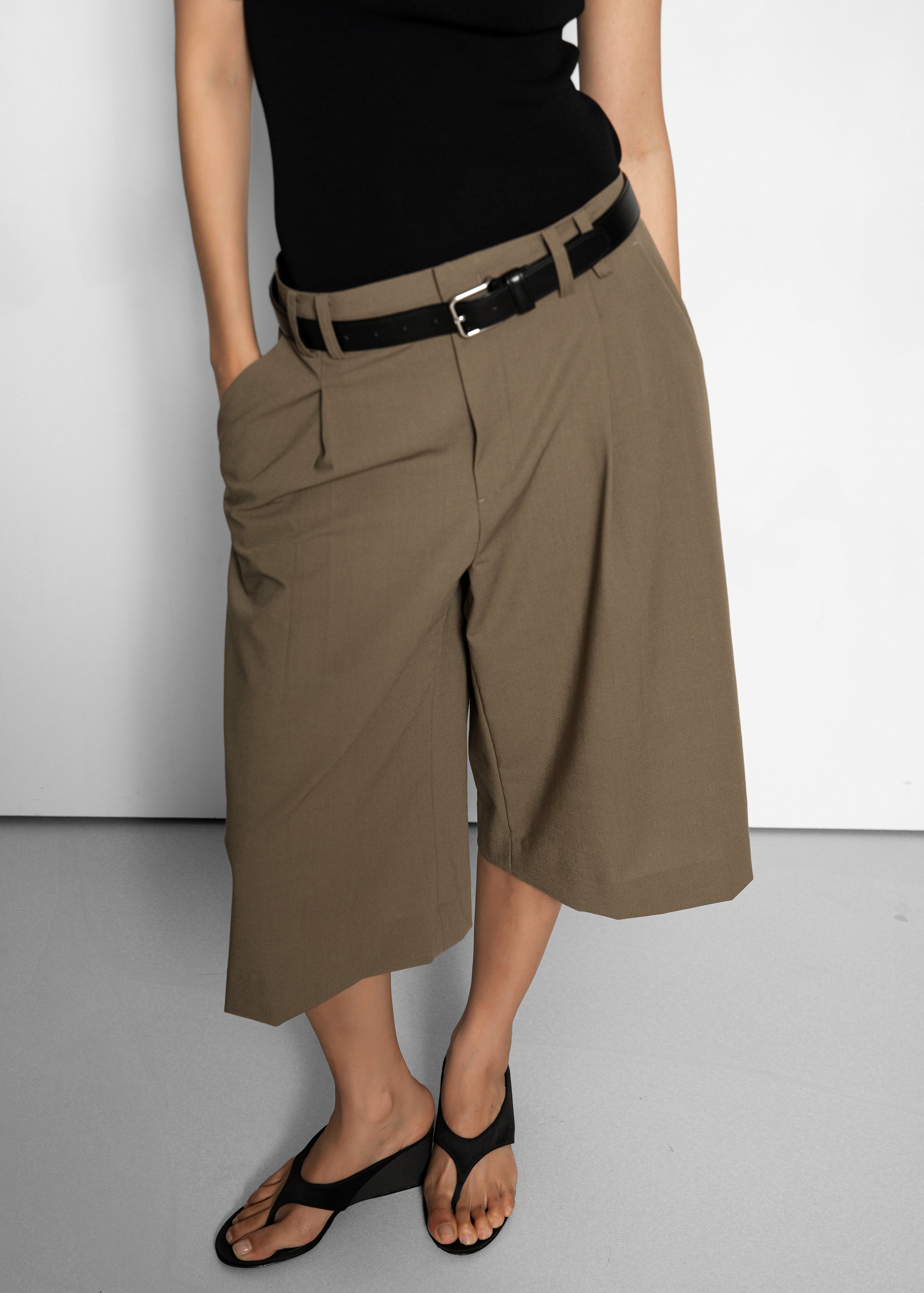 Meldert Bermuda Shorts - Khaki Brown – The Frankie Shop