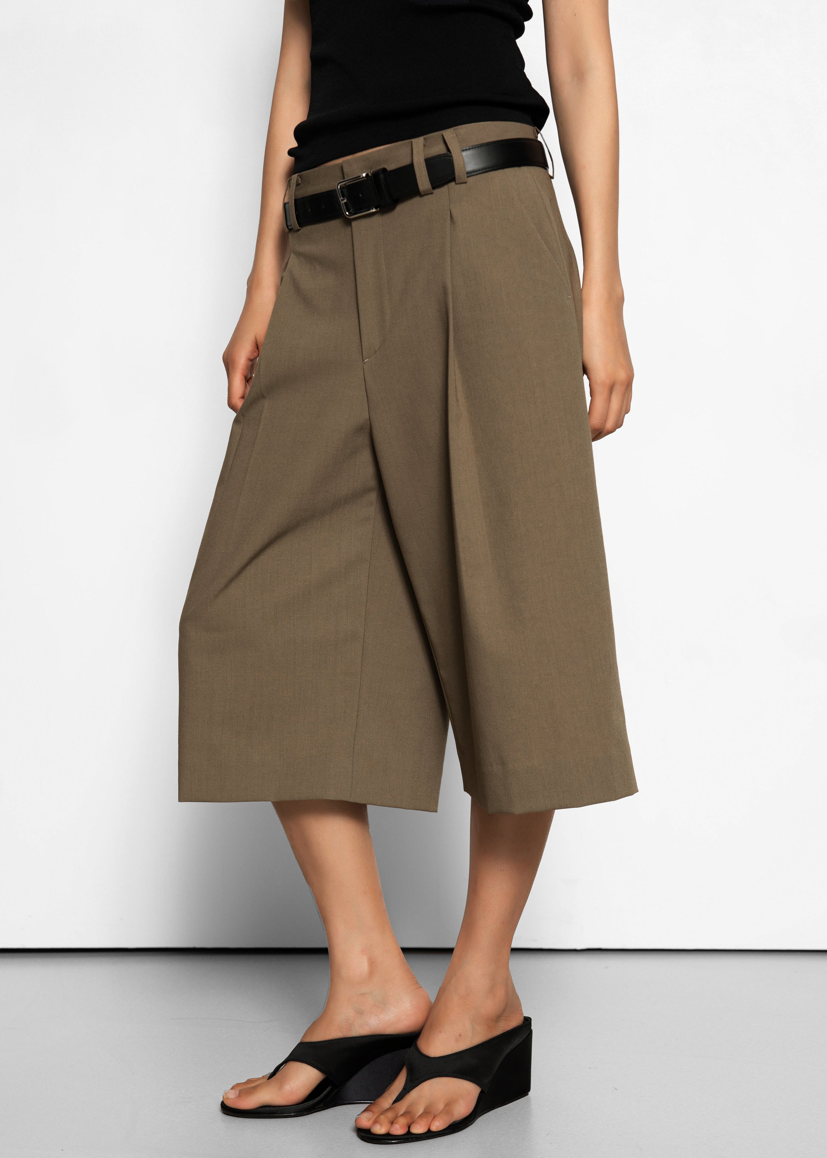 Meldert Bermuda Shorts - Khaki Brown – The Frankie Shop