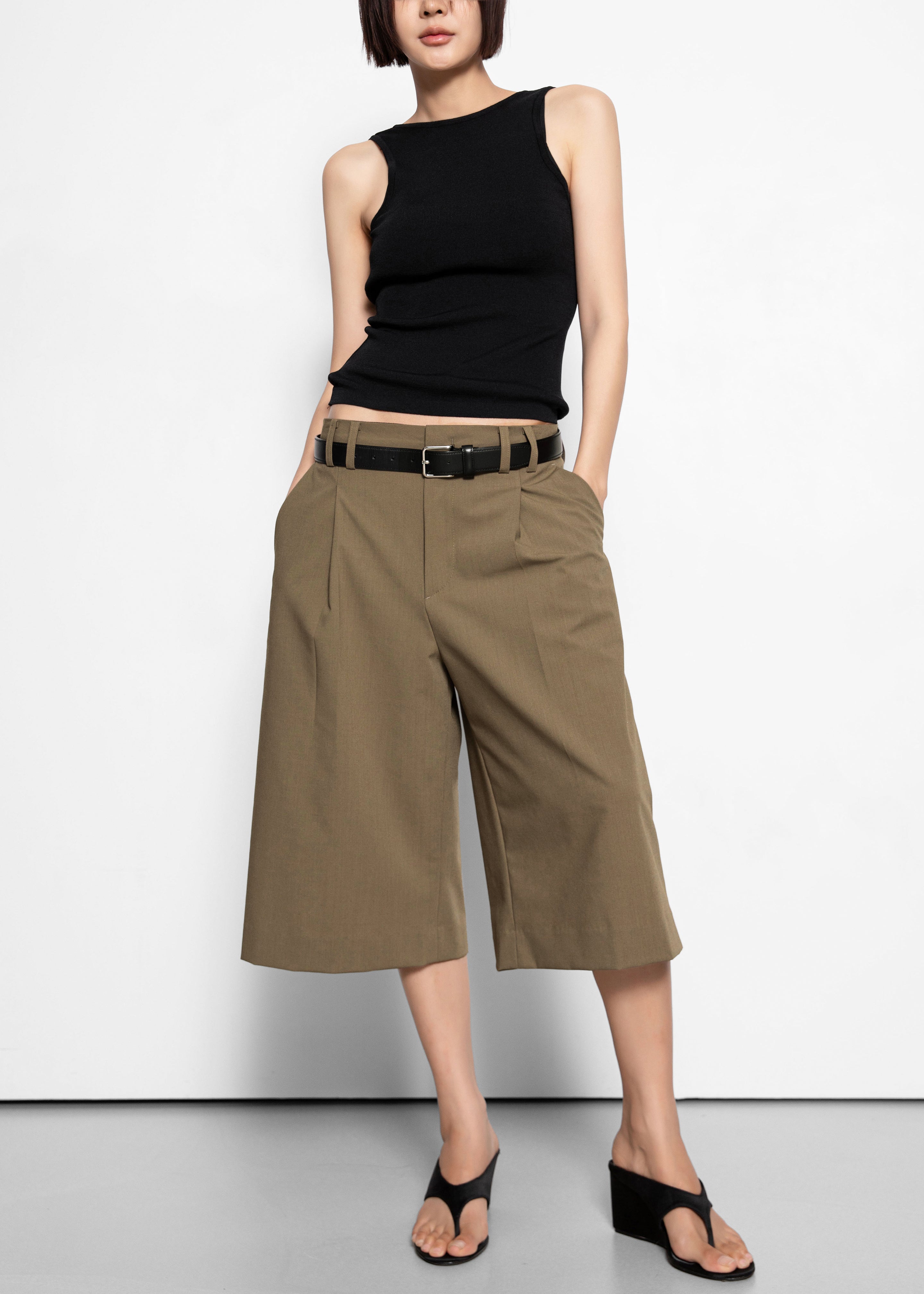 Meldert Bermuda Shorts - Khaki Brown - 7