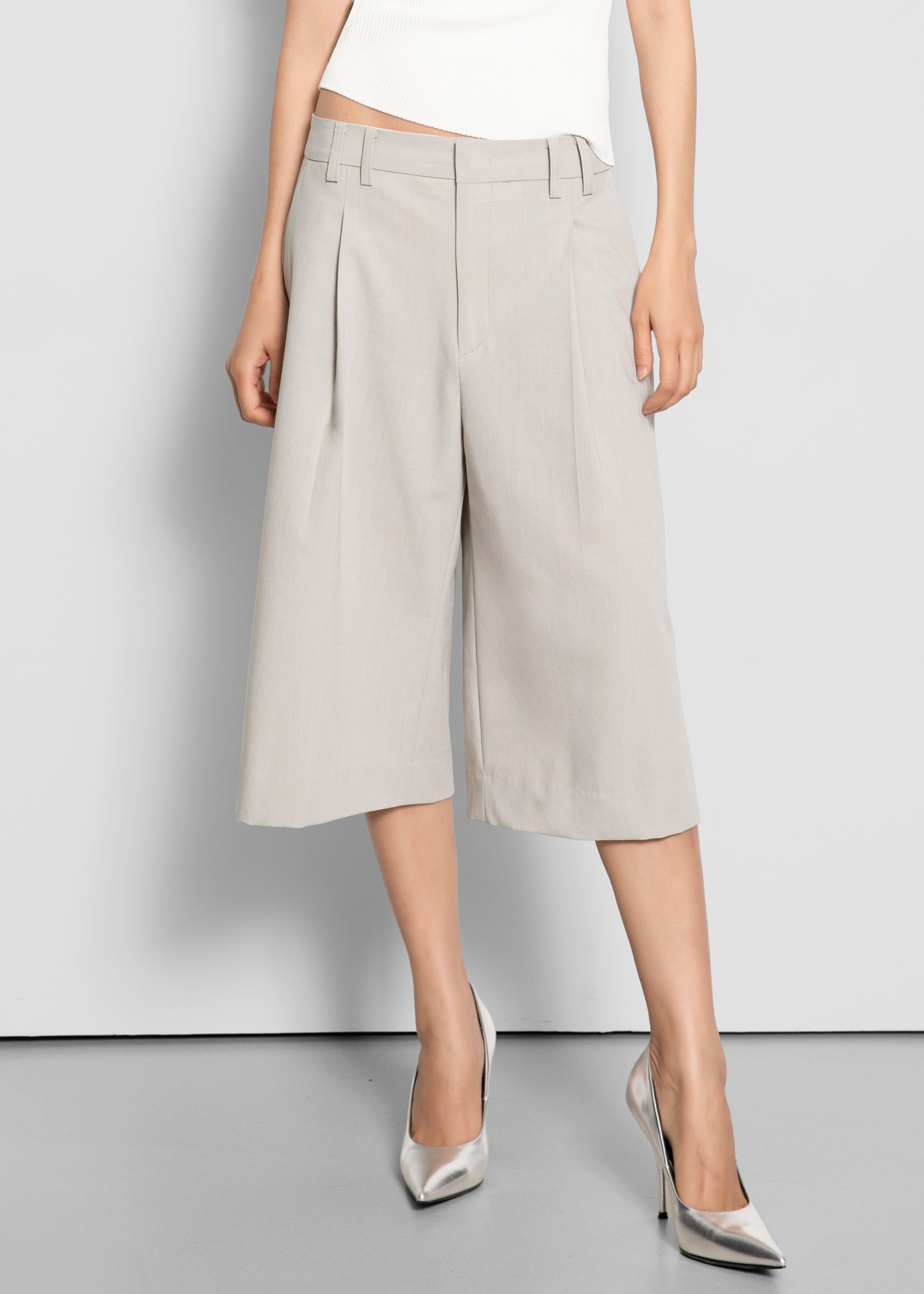 Meldert Bermuda Shorts - Stone - 1