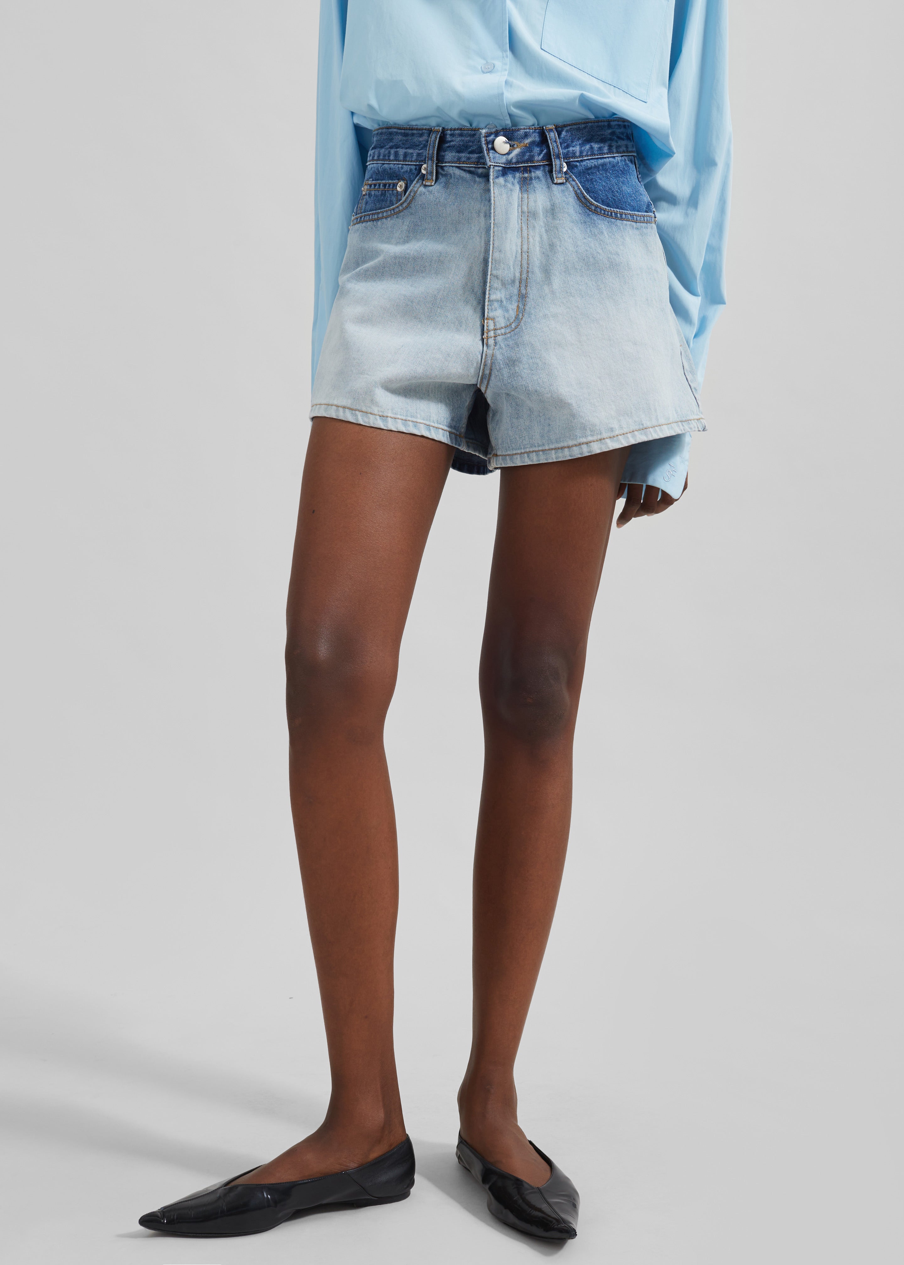 Melina Denim Shorts - Light Wash - 10