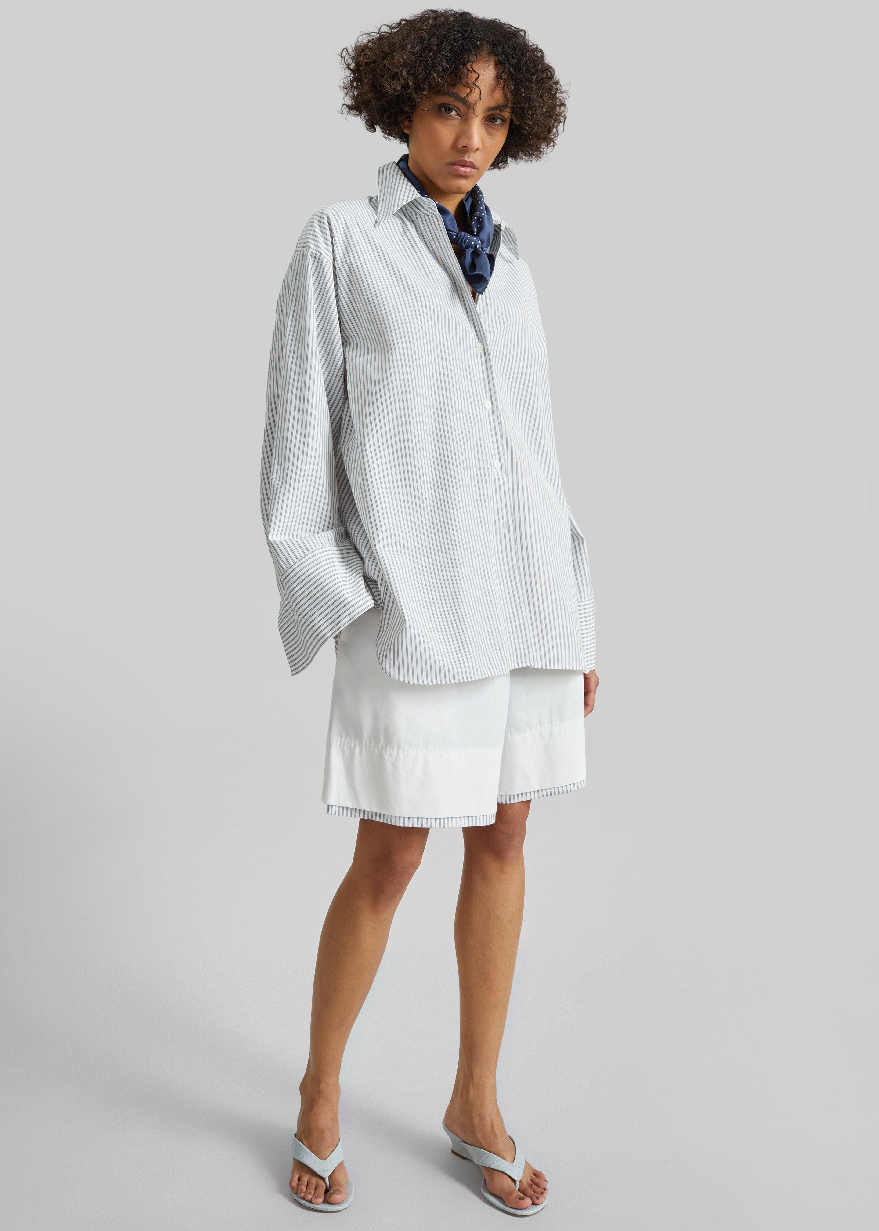 Menton Oversized Shirt - White/Blue Stripe - 4