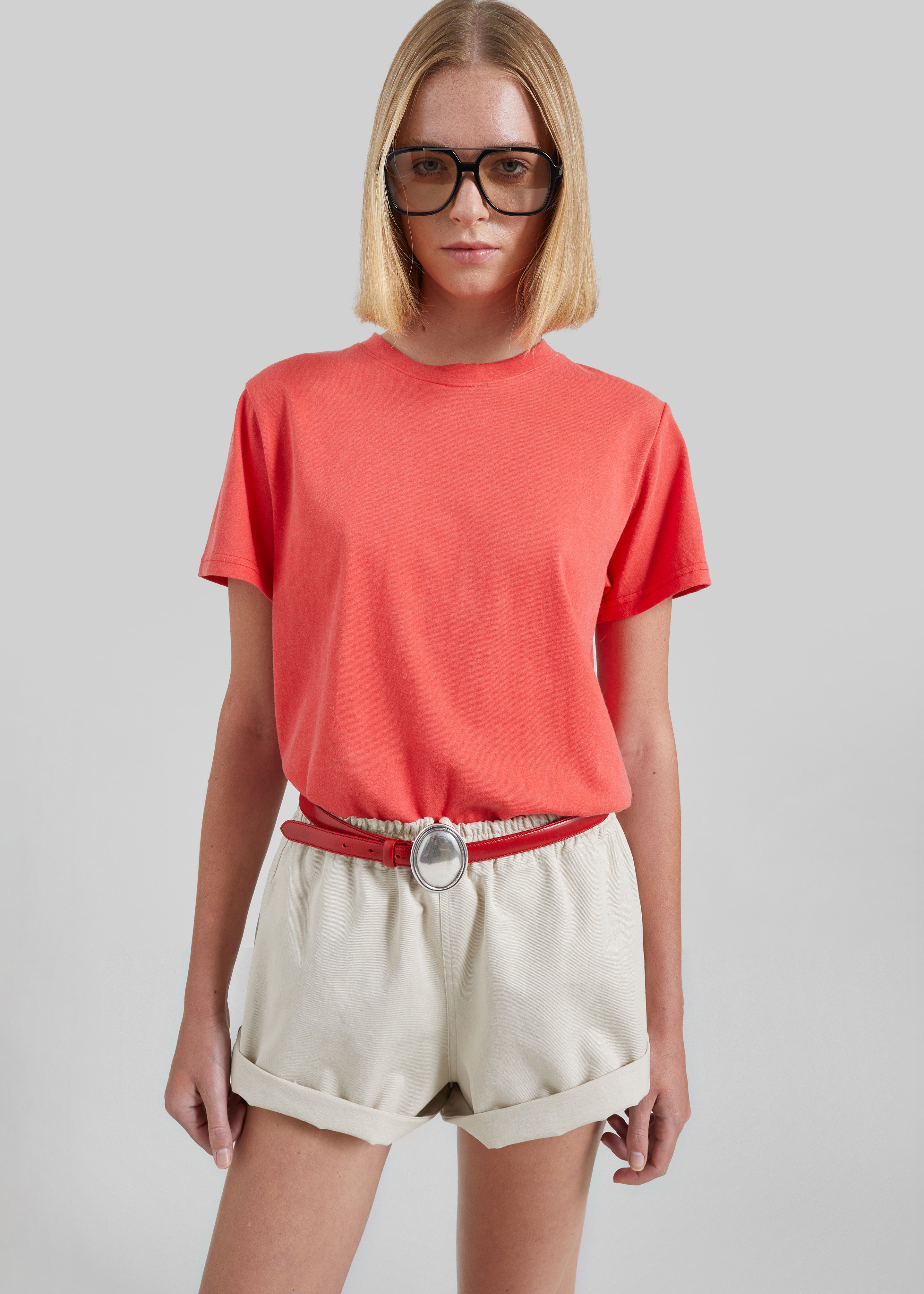 Meriot Simple Tee - Red - 3