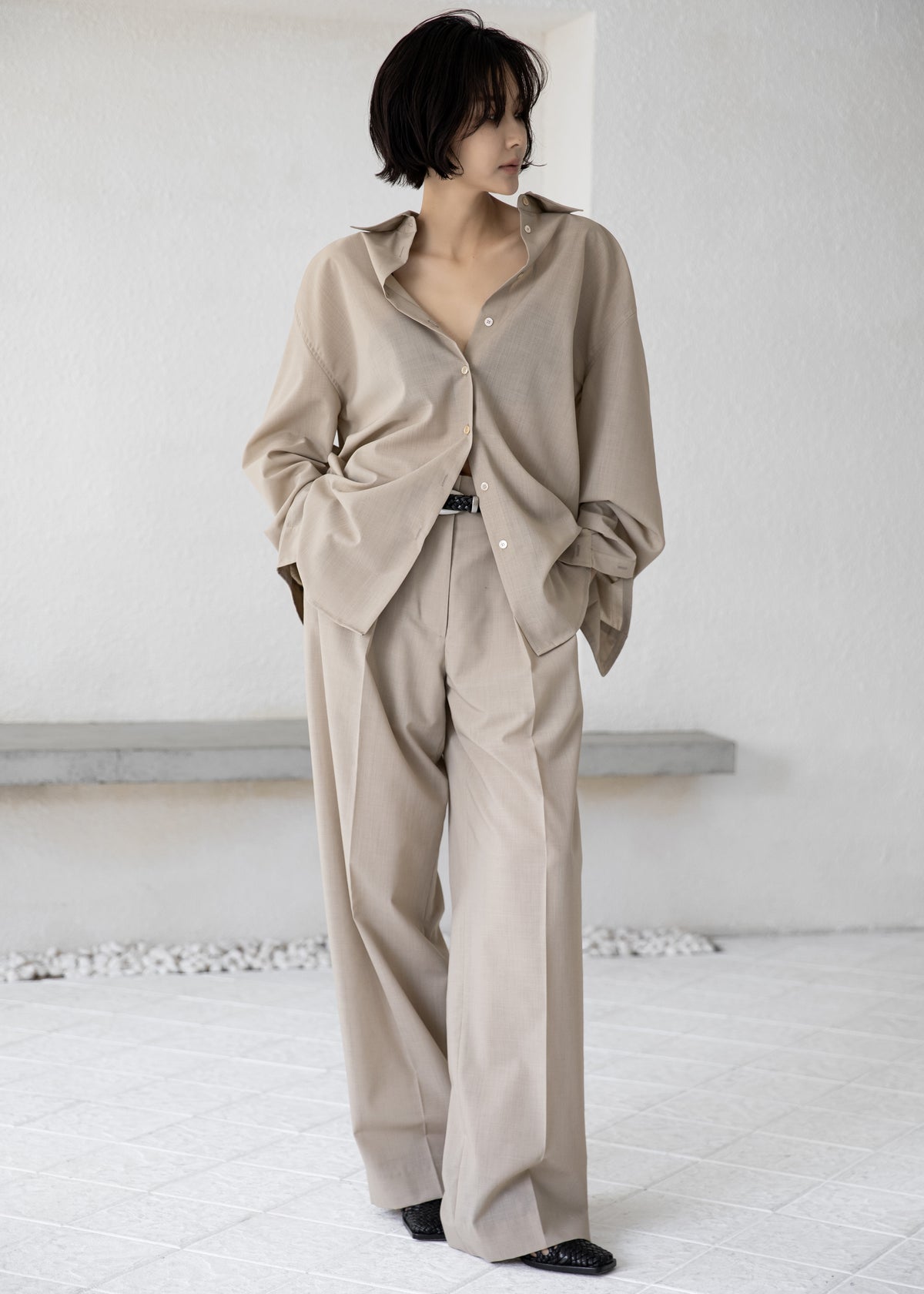 Meslay Sheer Pleated Trousers - Beige - 11