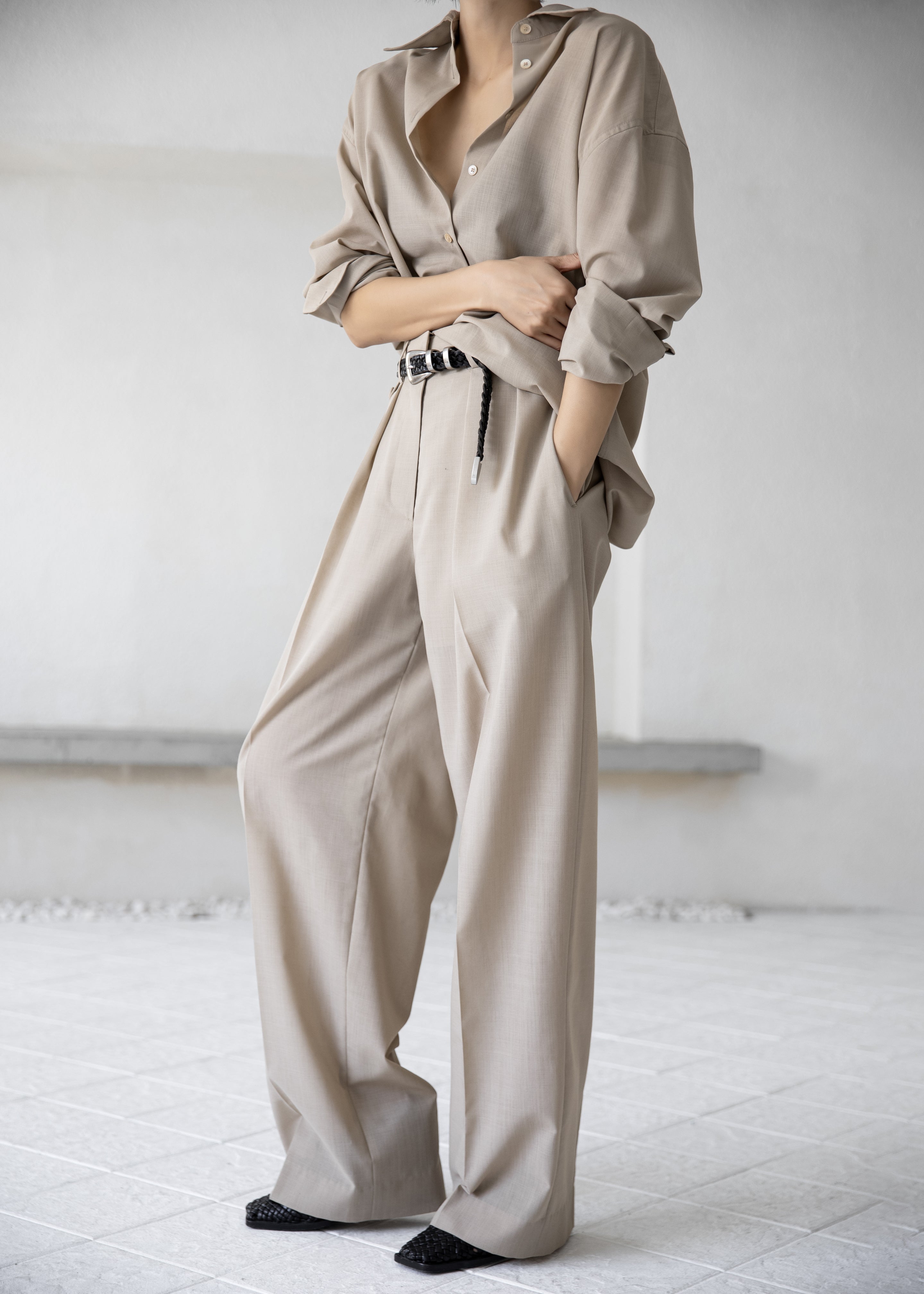 Meslay Sheer Pleated Trousers - Beige - 4