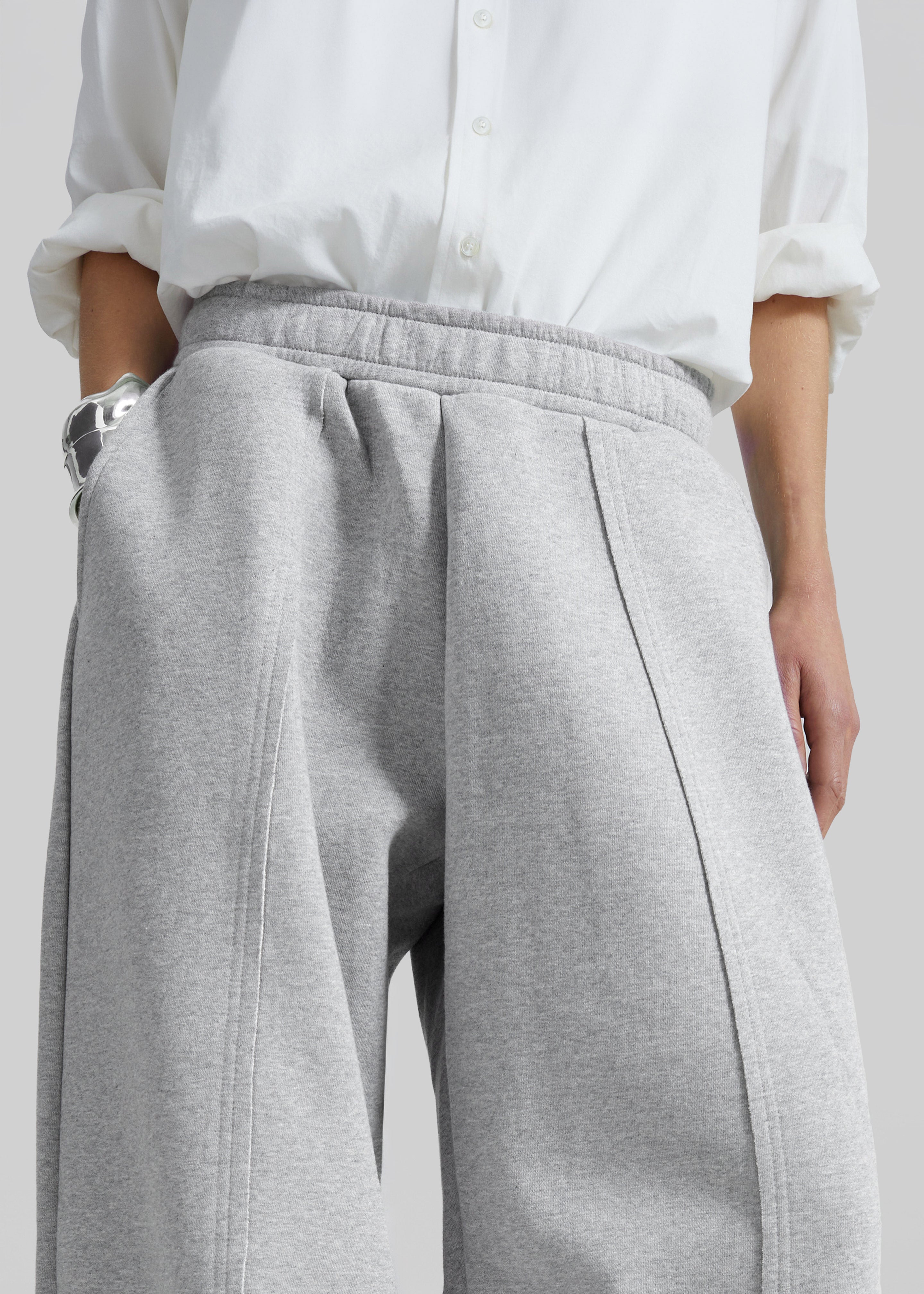 Mirra Sweatpants - Grey – The Frankie Shop